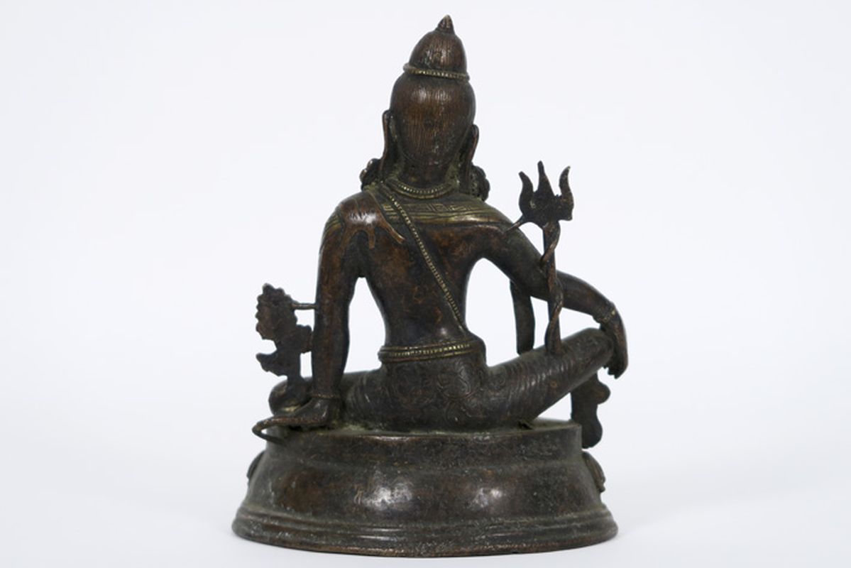 antique Tibetan "Avalokitesvara wiht trident" sculpture in a bronze alloy with [...] - Image 3 of 4
