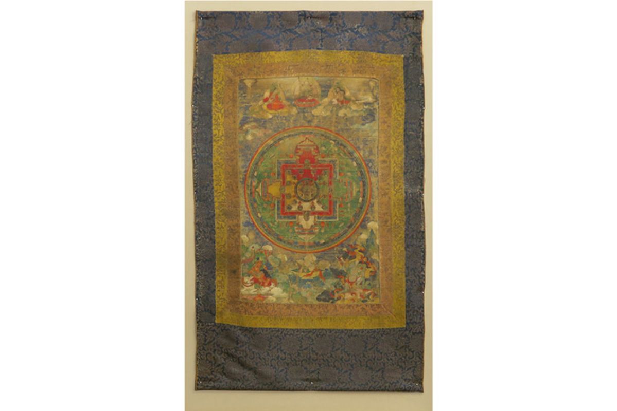 antique Tibetan tangka with the representation of the four doors of the celestial [...] - Image 2 of 5