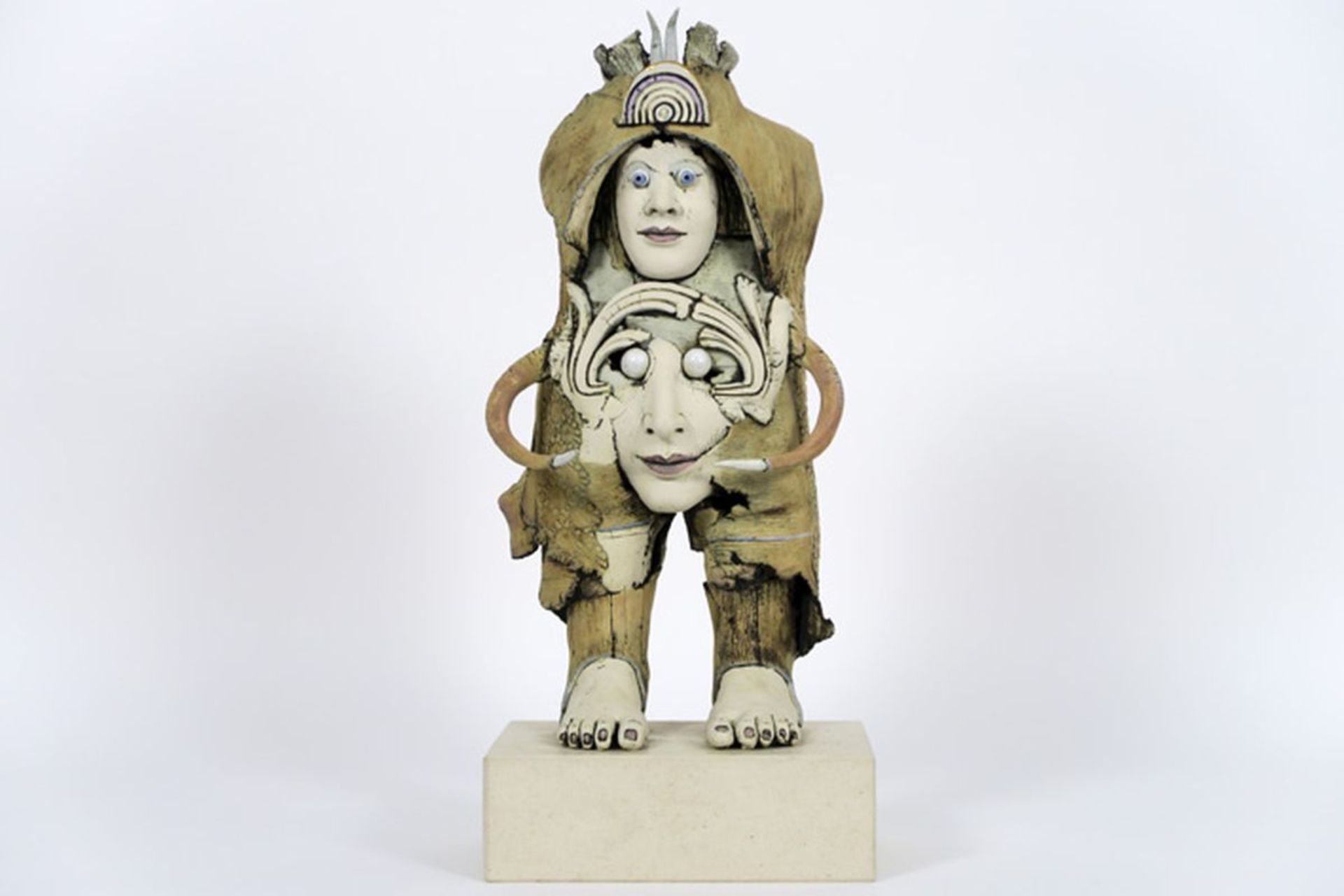 20th Cent. Belgian ceramic "sitting figure" sculpture - signed Walter De Rycke and [...]