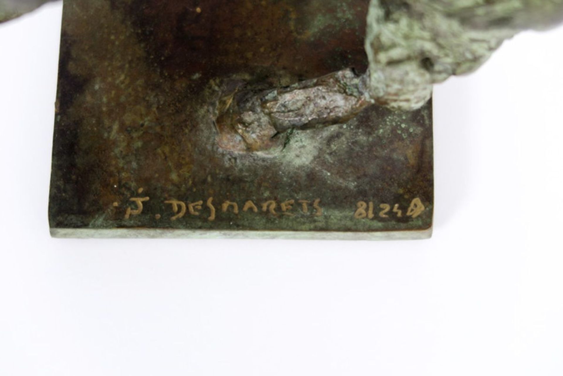 two 20th Cent. Belgian "dog" sculptures in bronze - signed Jan Desmarets - - [...] - Bild 3 aus 4