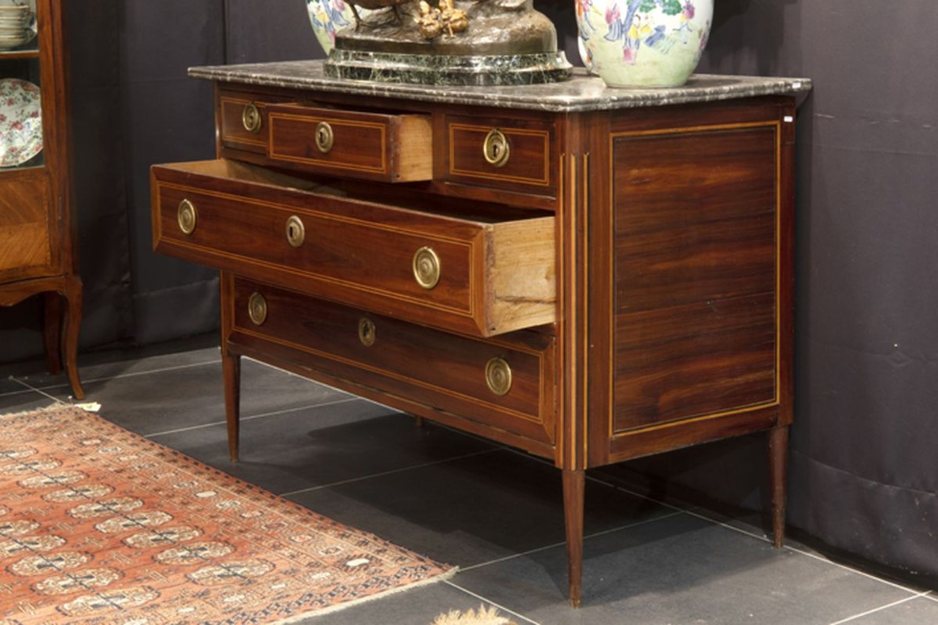 18th Cent. Louis XVI style chest of drawers mahogany with inlay - with five drawers [...] - Image 2 of 3