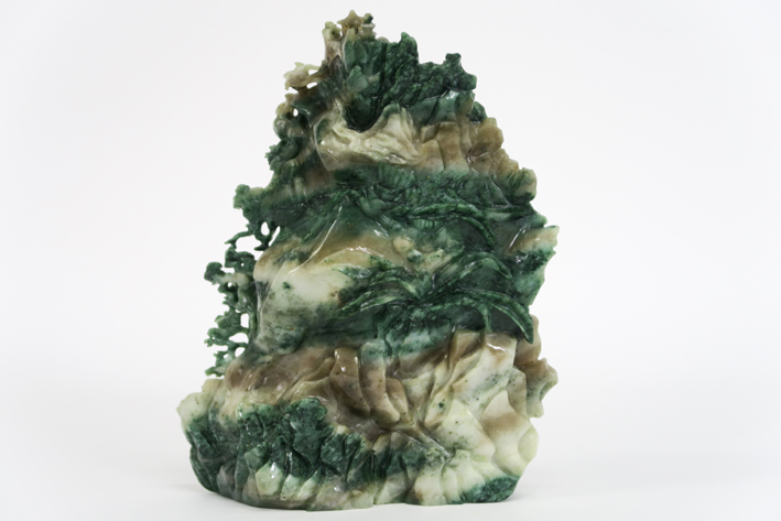 Chinese jade sculpture with a animated landscape with a reading god in a cave - - [...] - Image 2 of 2