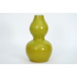 Chinese double gourded vase in marked porcelain with yellow glaze - - Chinese [...]