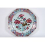 quite big 18th Cent. Chinese octogonal dish in porcelain with 'Famille Rose' decor [...]