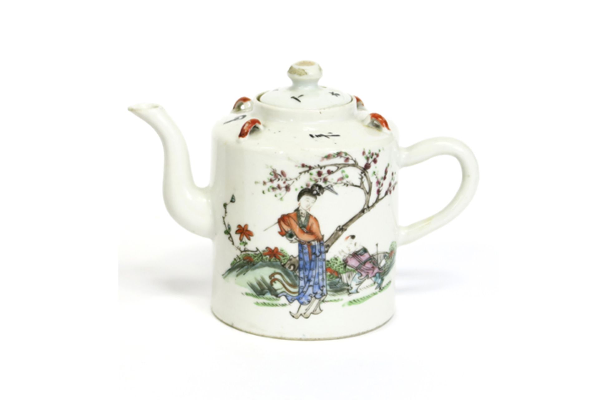 small antique Chinese teapot in marked porcelain - - Kleine antieke Chinese [...]