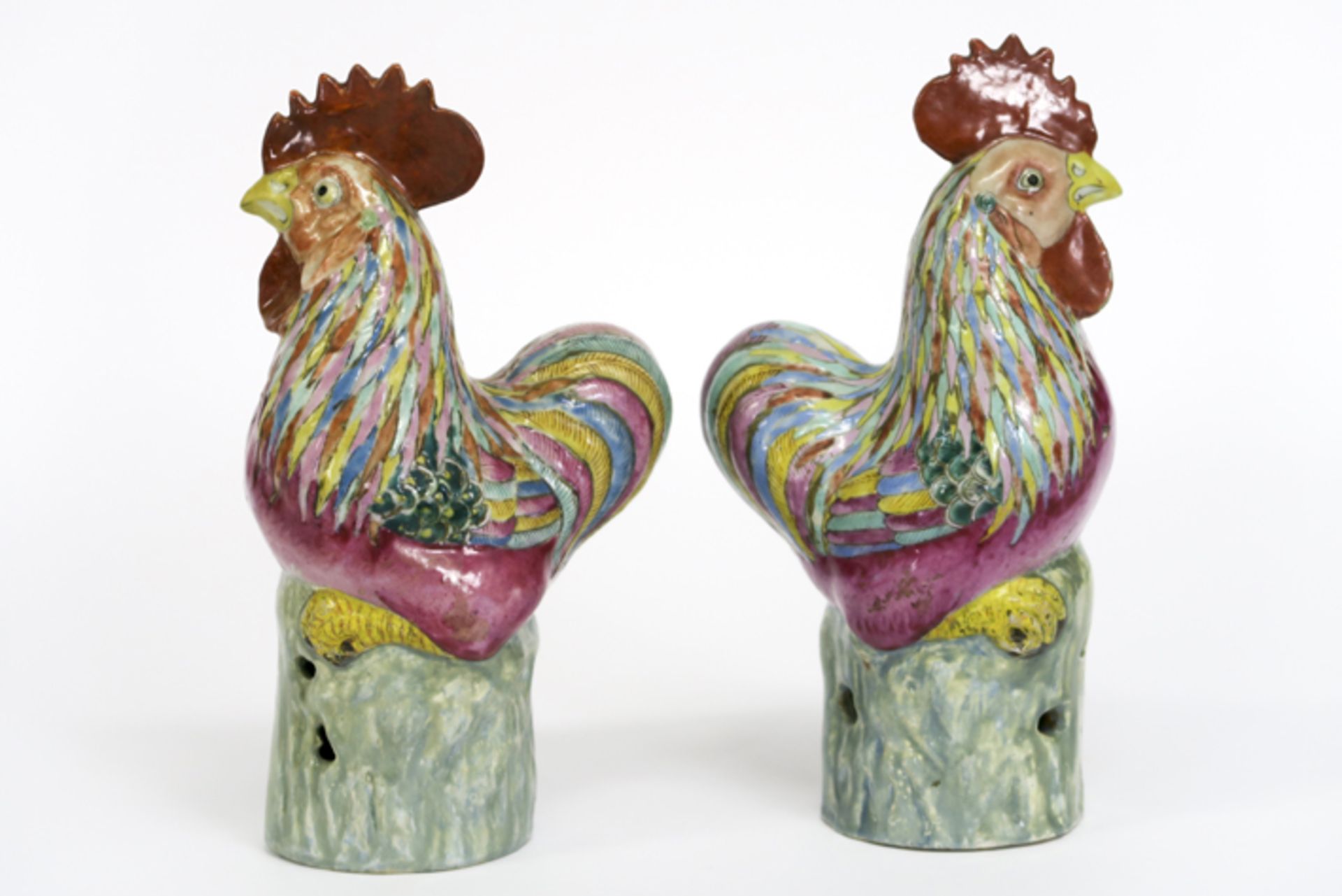 pair of 18th Cent. Chinese cocks in Famille Rose-porcelain - - Paar achttiende [...] - Image 2 of 3