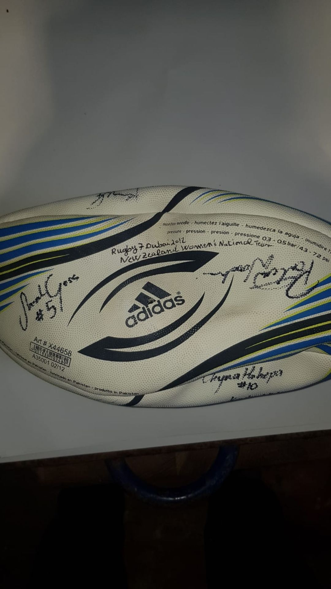 SIGNED RUGBY BALL NEW ZEALANDS - Image 4 of 6