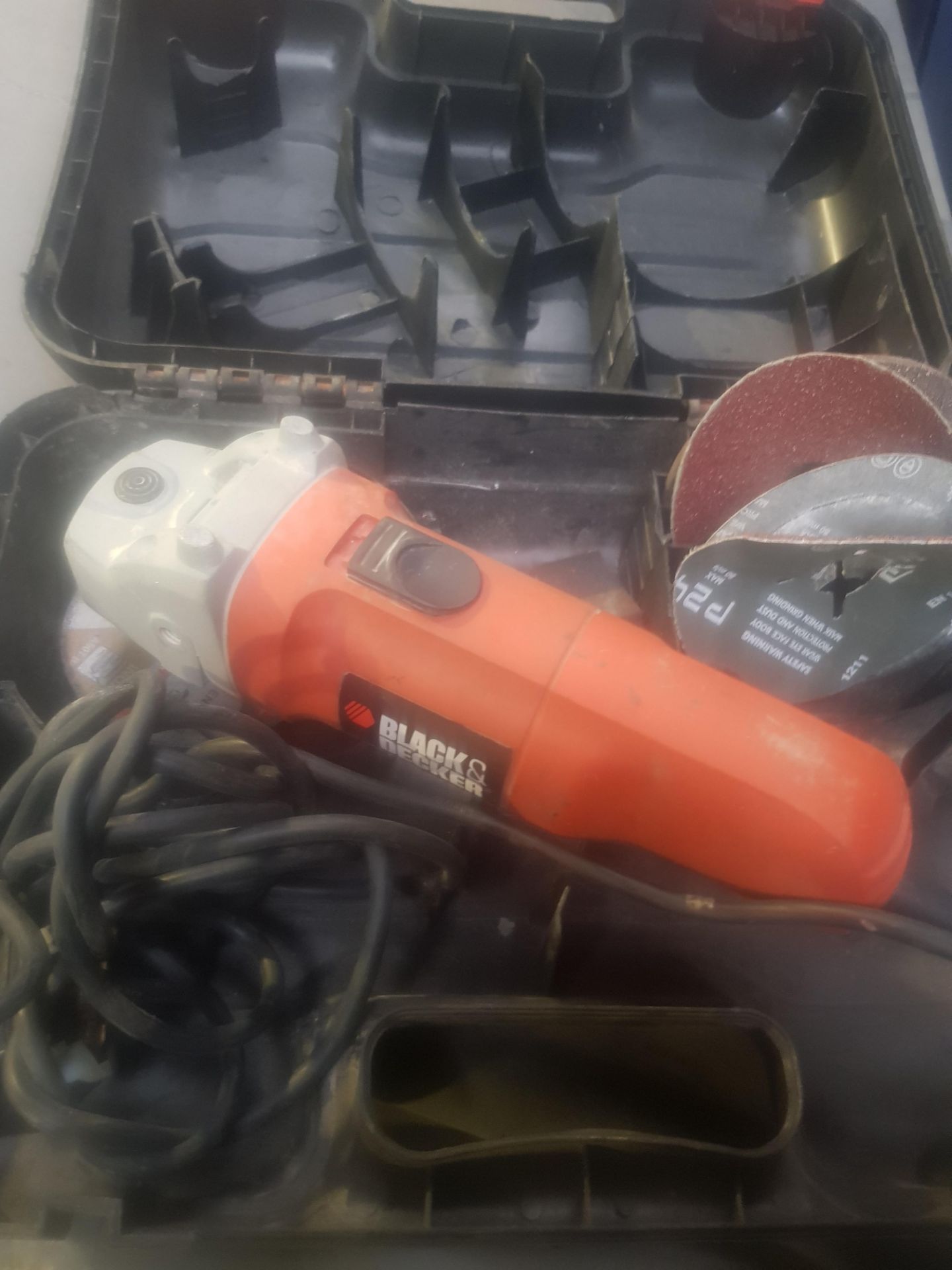 ANGLE GRINDER We do not check or guarantee any item, or