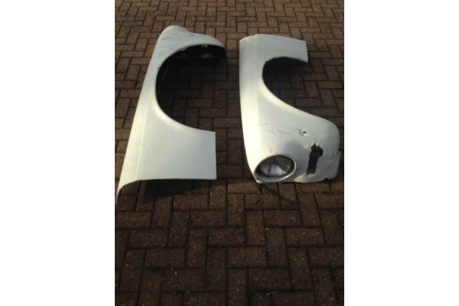 XJS XJ12 PAIR OF FRONT WINGS CAR PARTS APPARENTLY AROUND