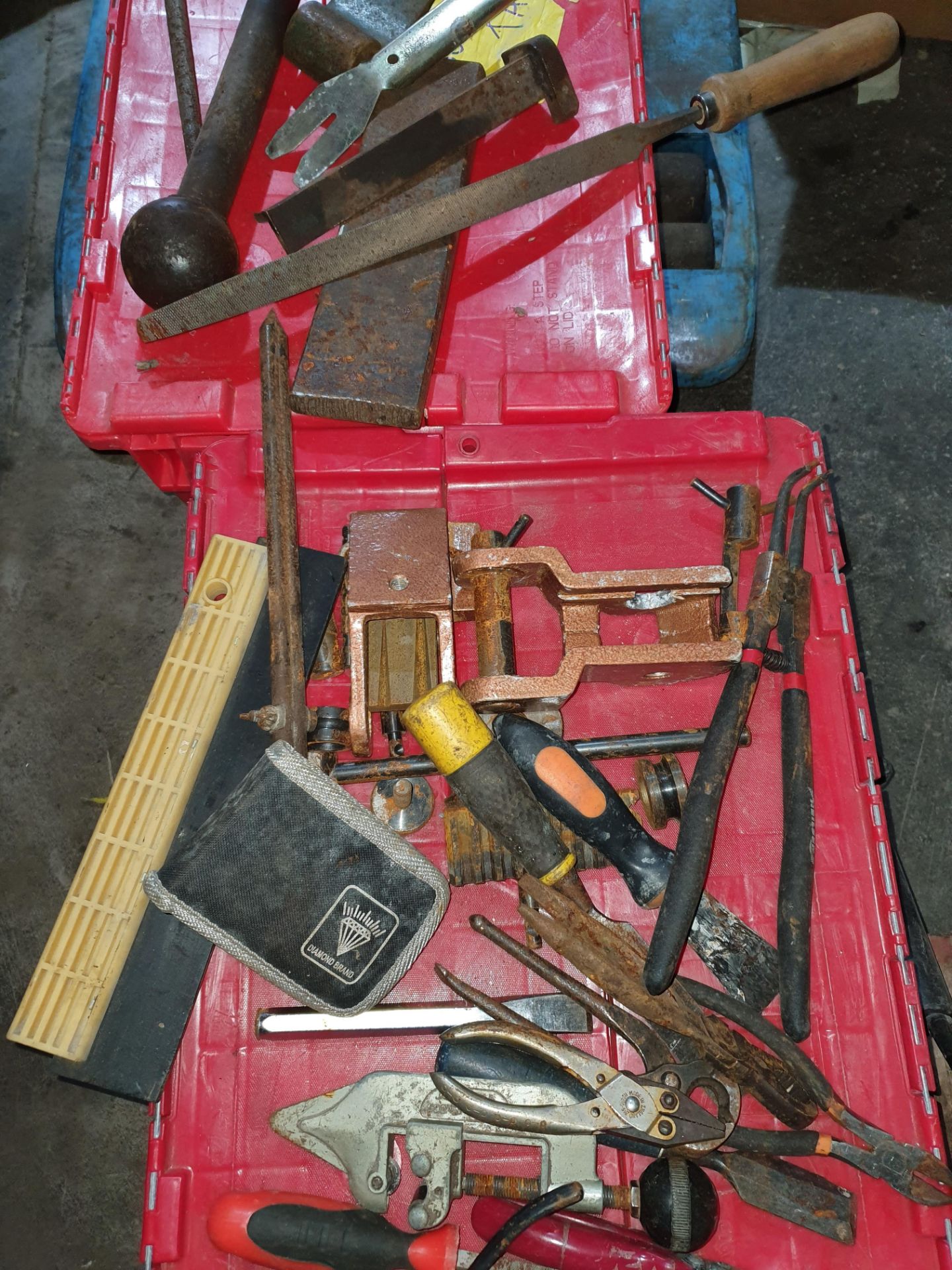 JOB LOT OF TOOLS INCLUDING THE CONTAINER - Image 3 of 3