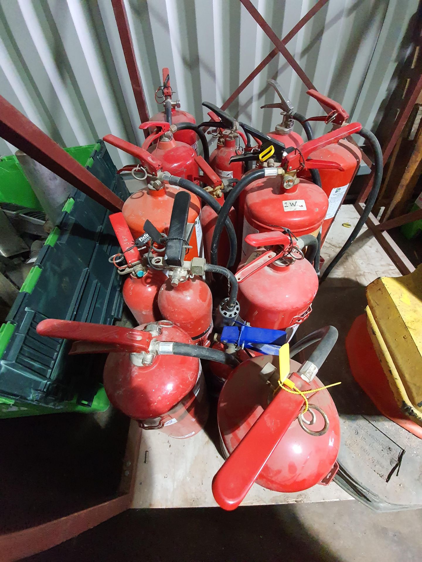 MIXED LOT OF DIFFERENT SIZES FIRE EXTINGUISHERS