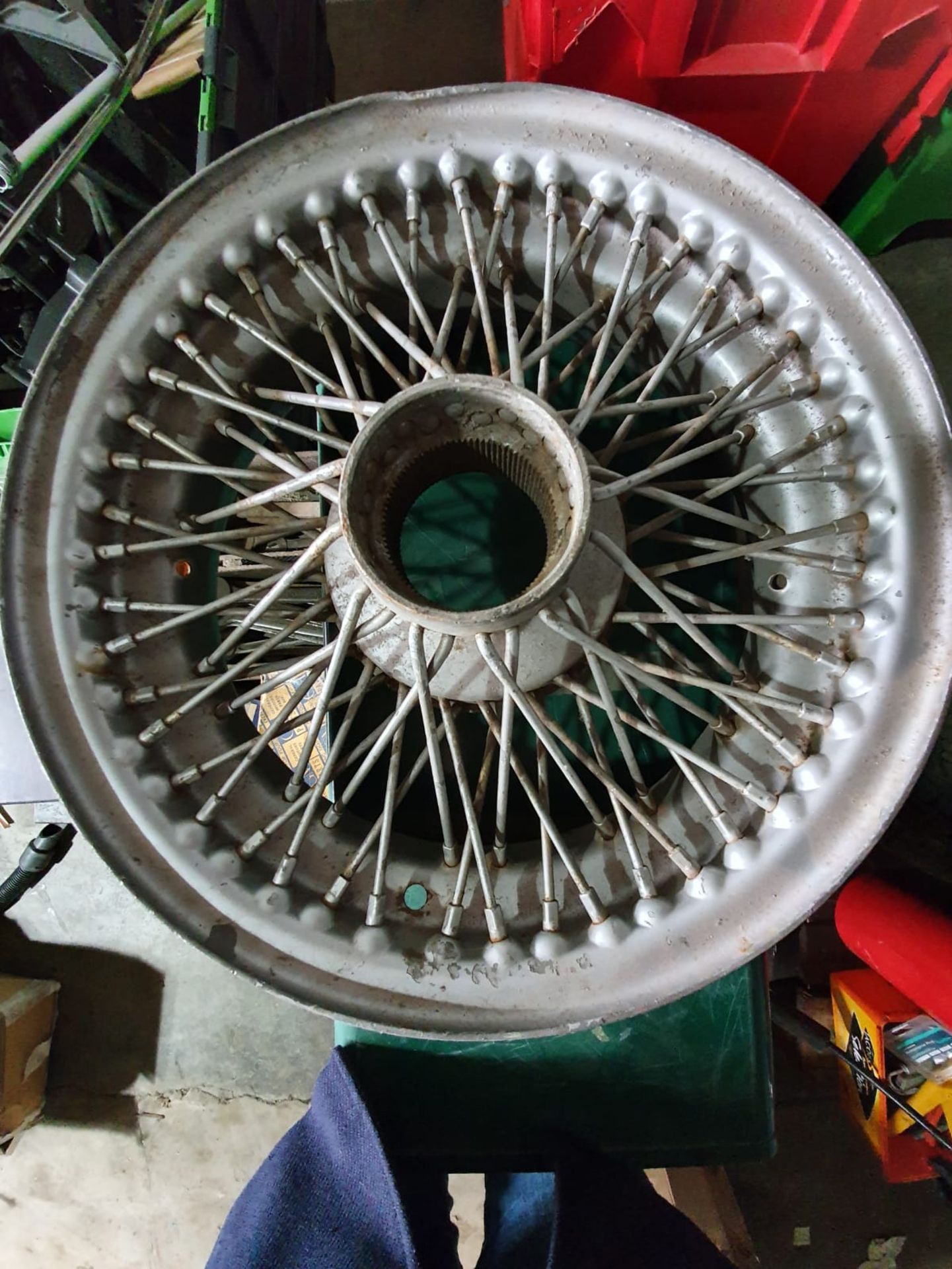 1 X WIRE WHEELS.