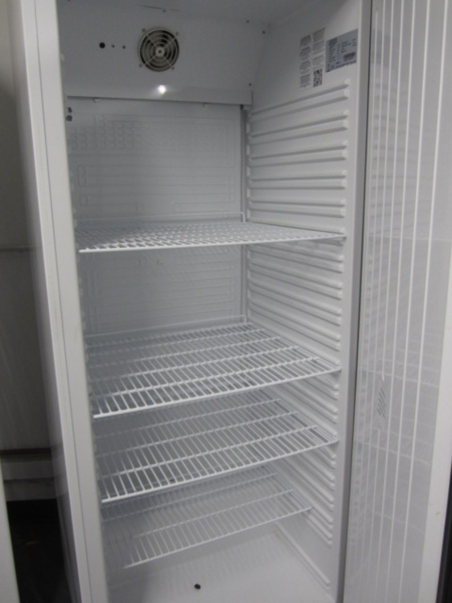 Polar Refrigeration CD614 enamel upright multi shelf temp controlled refrigeration unit, s/n: - Image 2 of 3