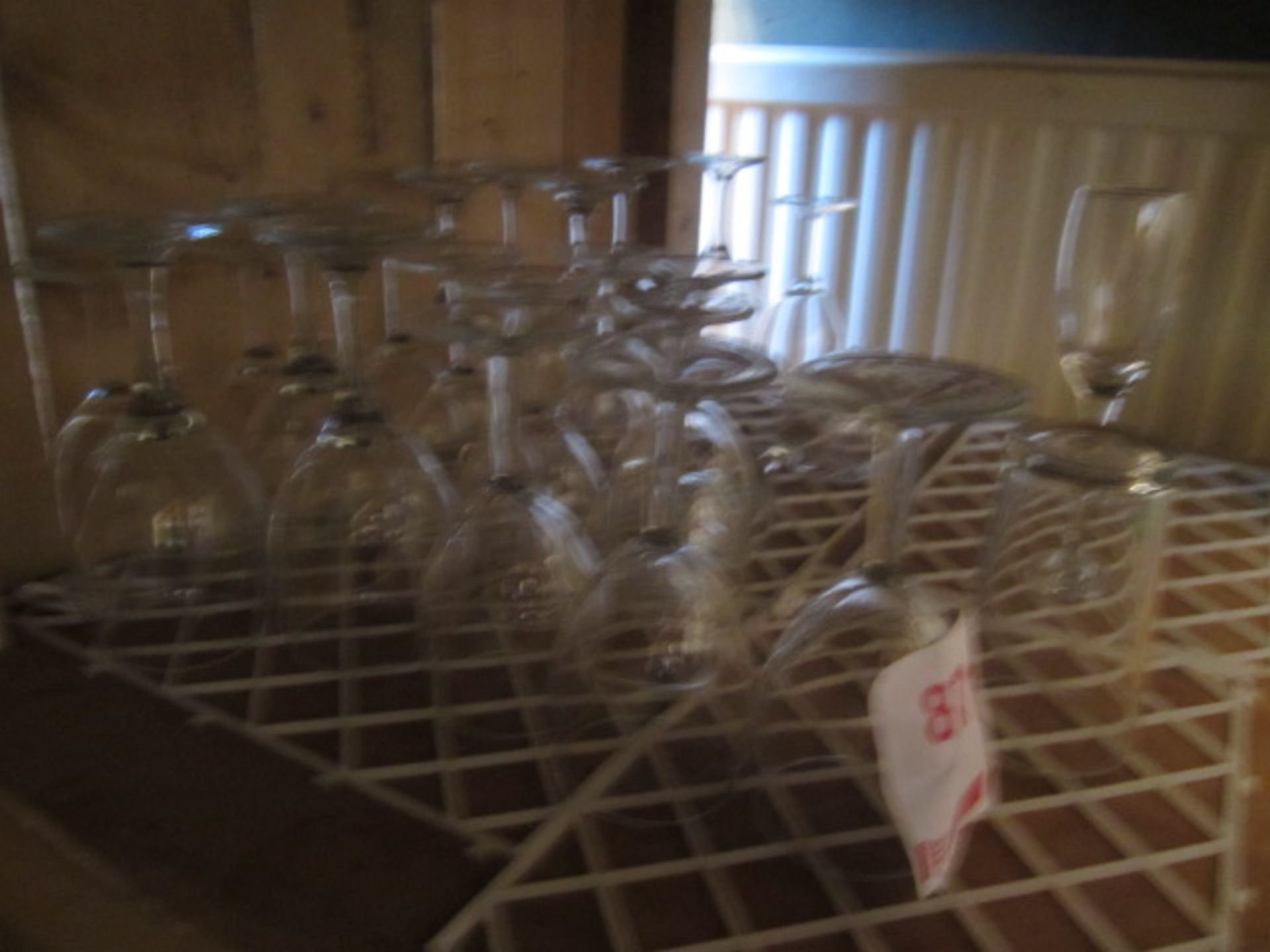 Quantity of assorted glassware