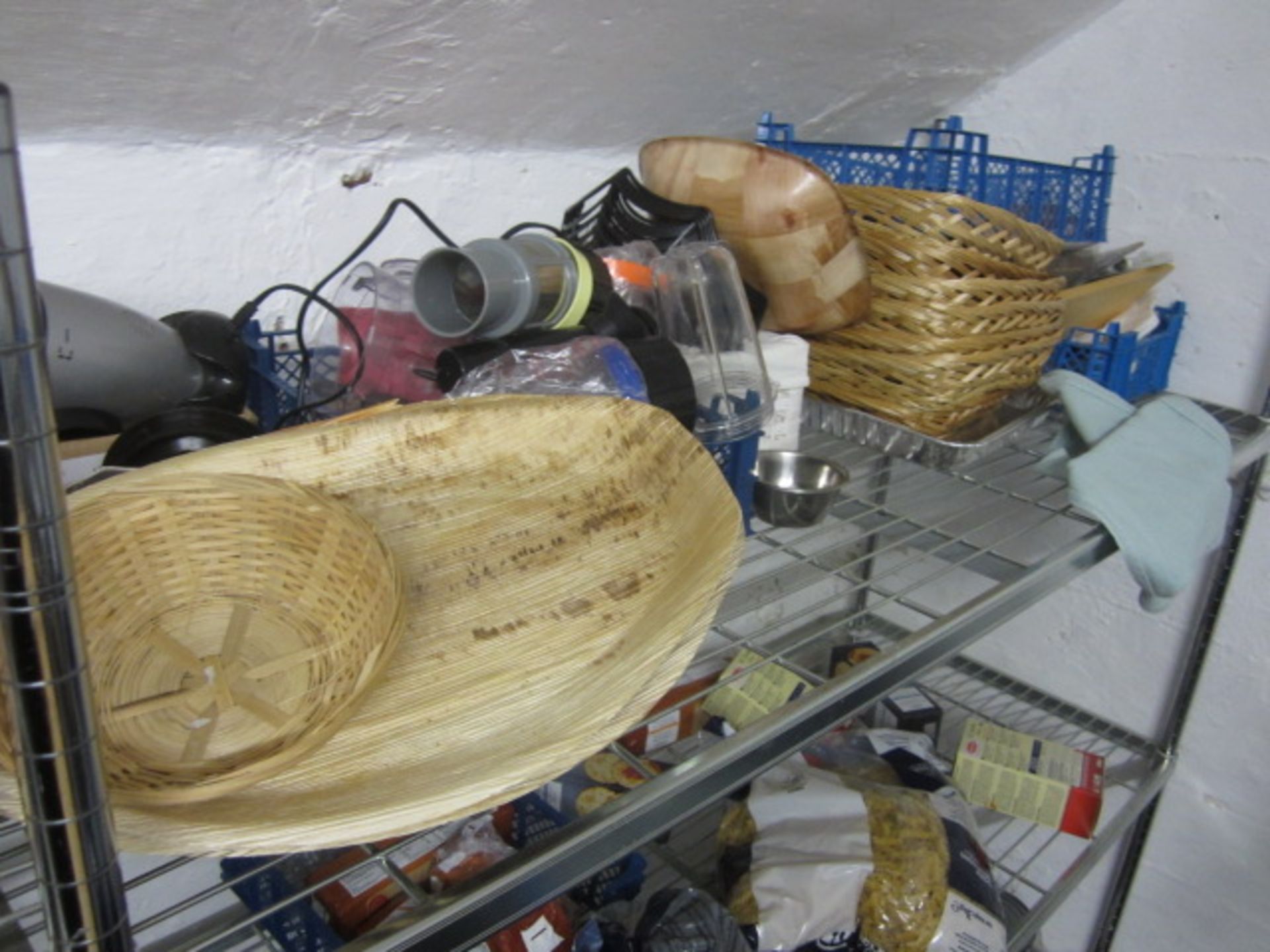 Quantity of assorted chinaware, wicker baskets, salt & pepper pots, consumables etc. - Image 3 of 3