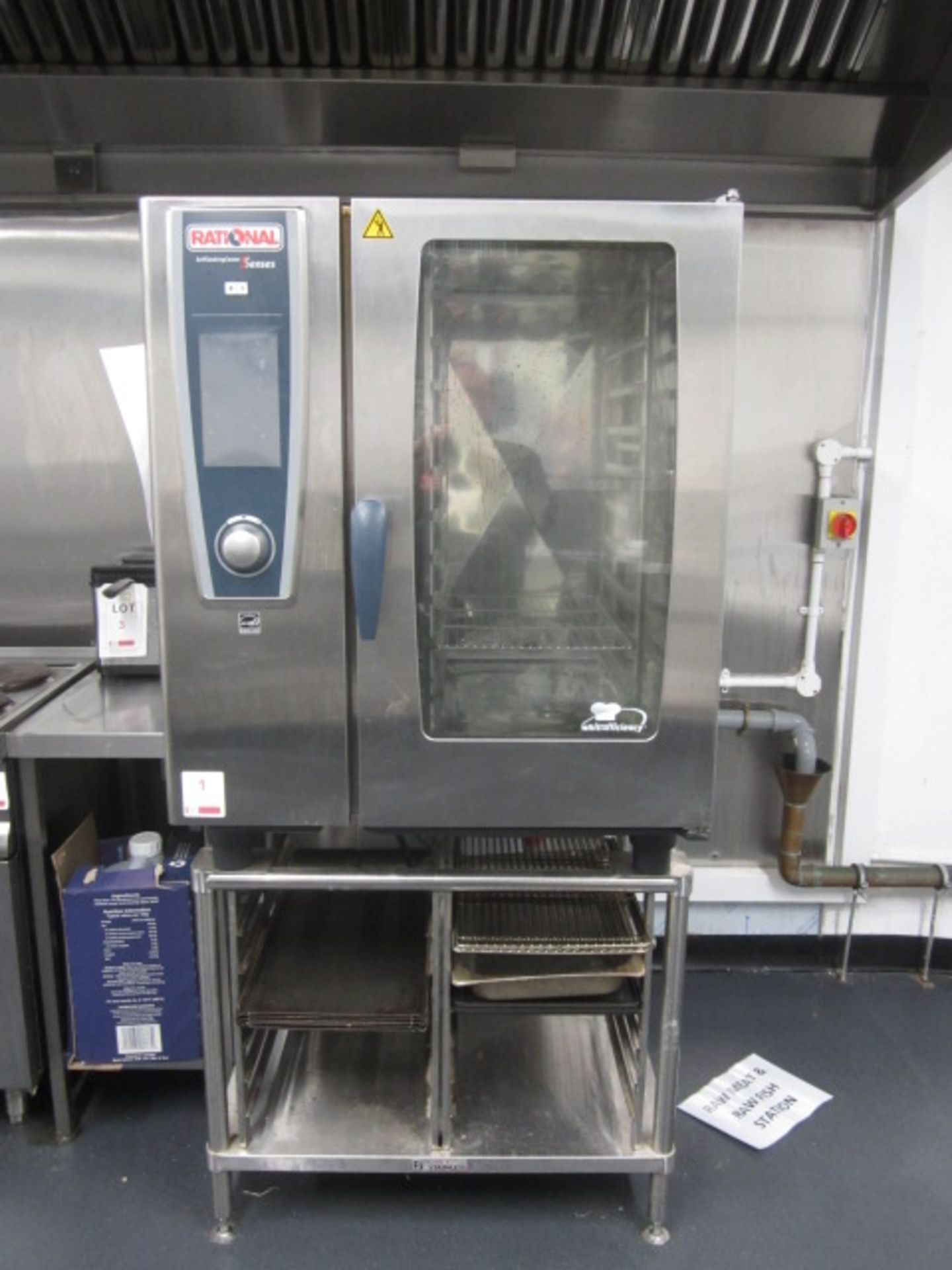 Rational 01 5 Series self-cooking centre, model SCC WE101, s/n: E11SH15022444863, mounted on tray