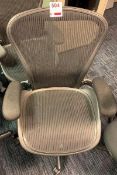 Herman Miller Aeron swivel & tilt office elbow chair Black mesh