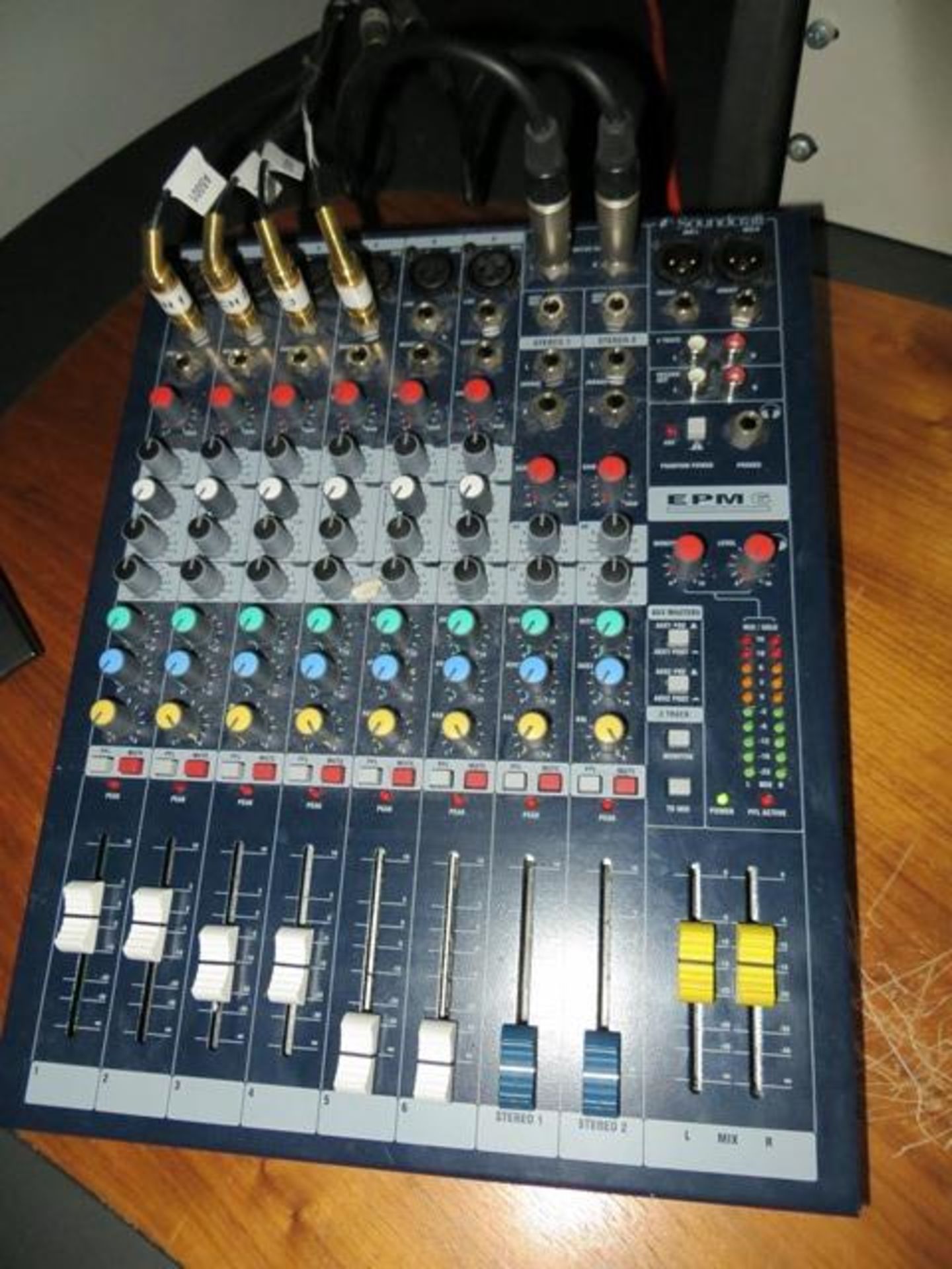 Soundcraft EPM6 six channel analogue mixer