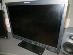 JVC DT-V24L3D multi format LCD monitor