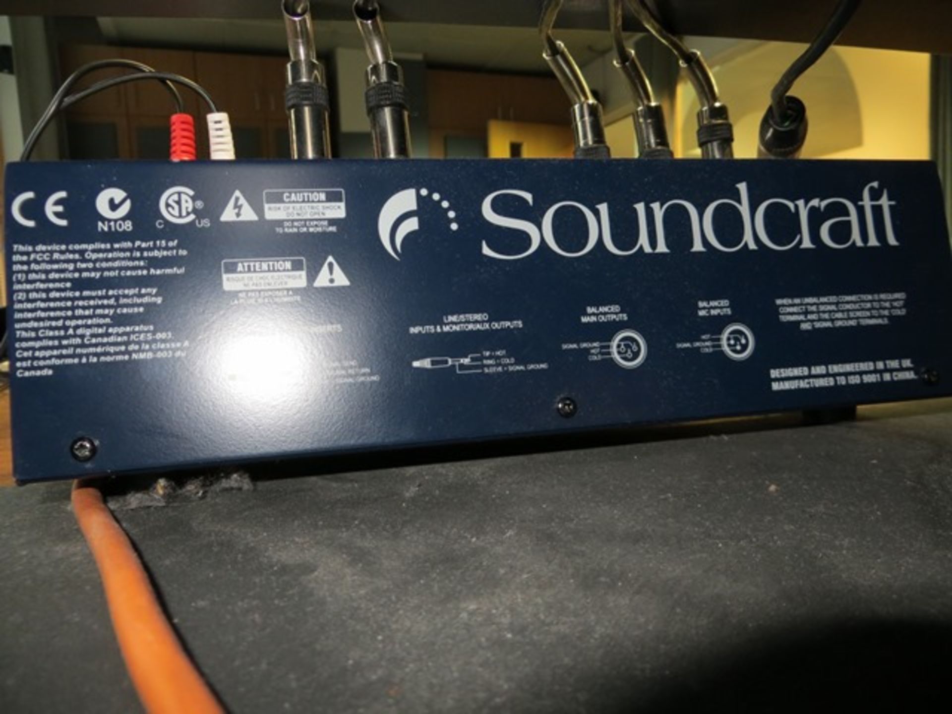 Soundcraft EPM6 six channel analogue mixer - Image 2 of 2