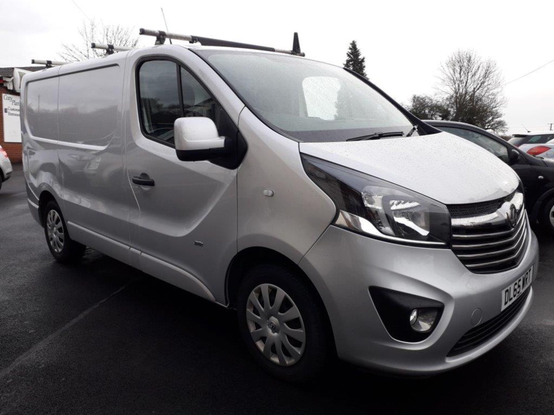 Vauxhall Vivaro 2700 Sportive Bi Turbo CDTi Eco panel van. Registration no. DL65 WRT. 1598cc diesel