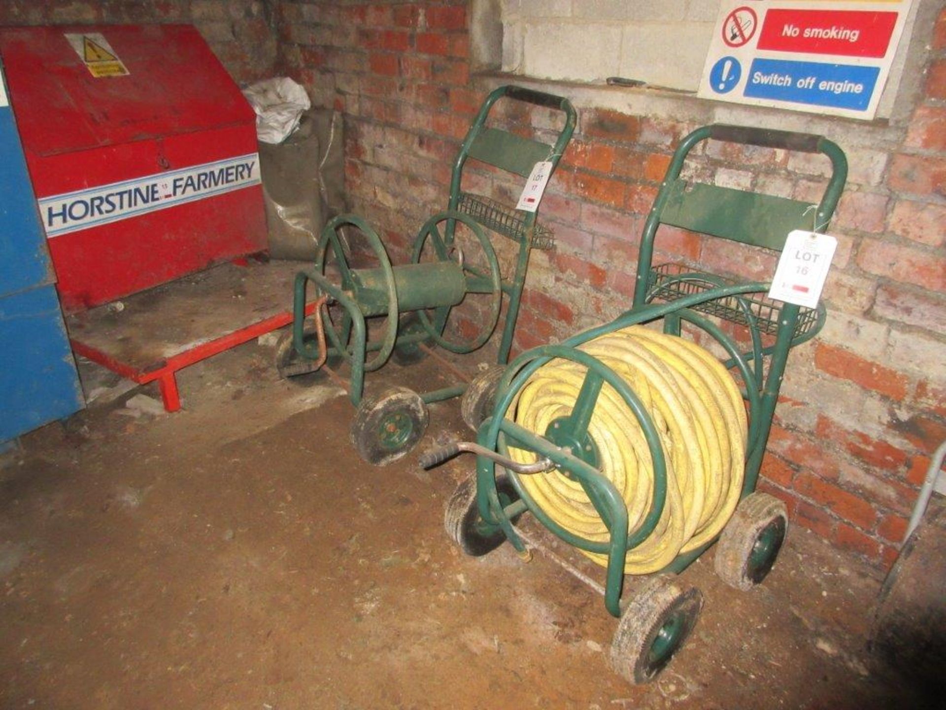 Pedestrian hose trolley - no hose - Image 2 of 2