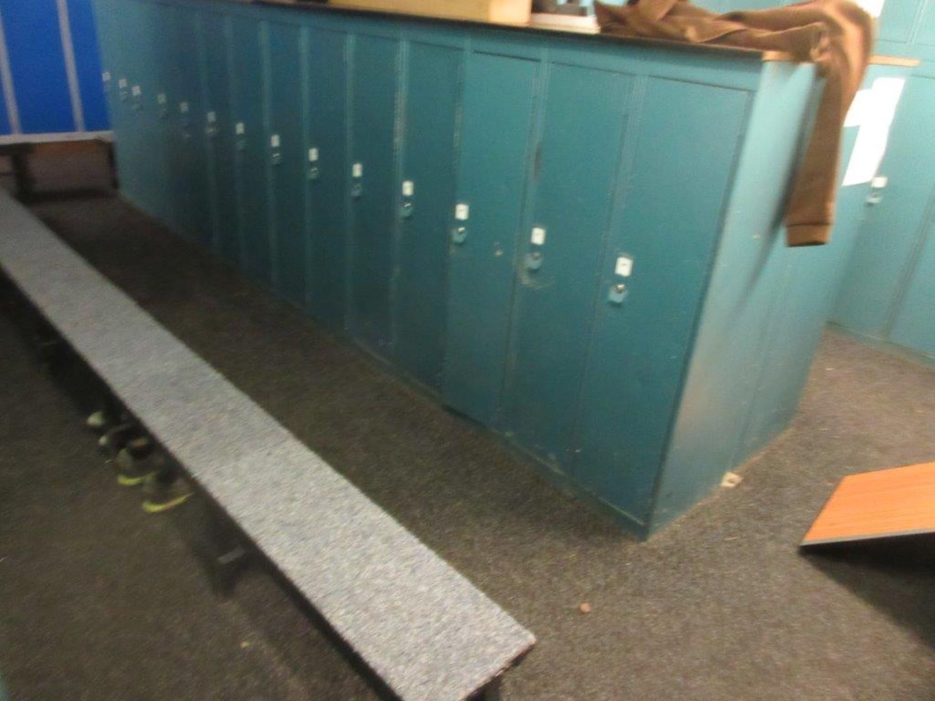 Substantial quantity of steel lockers totalling approximately 214 - Image 2 of 3