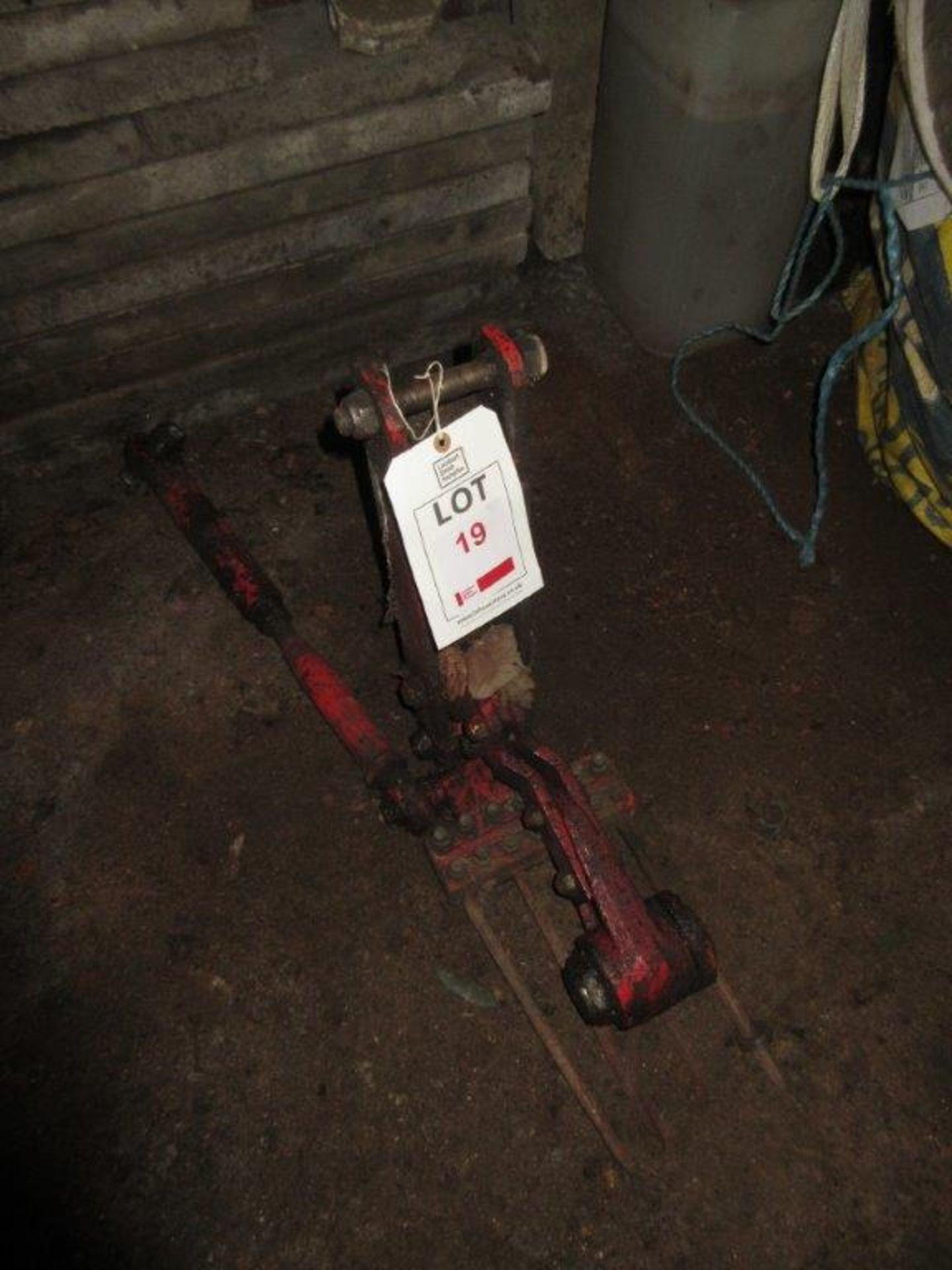 Tractor fork attachment