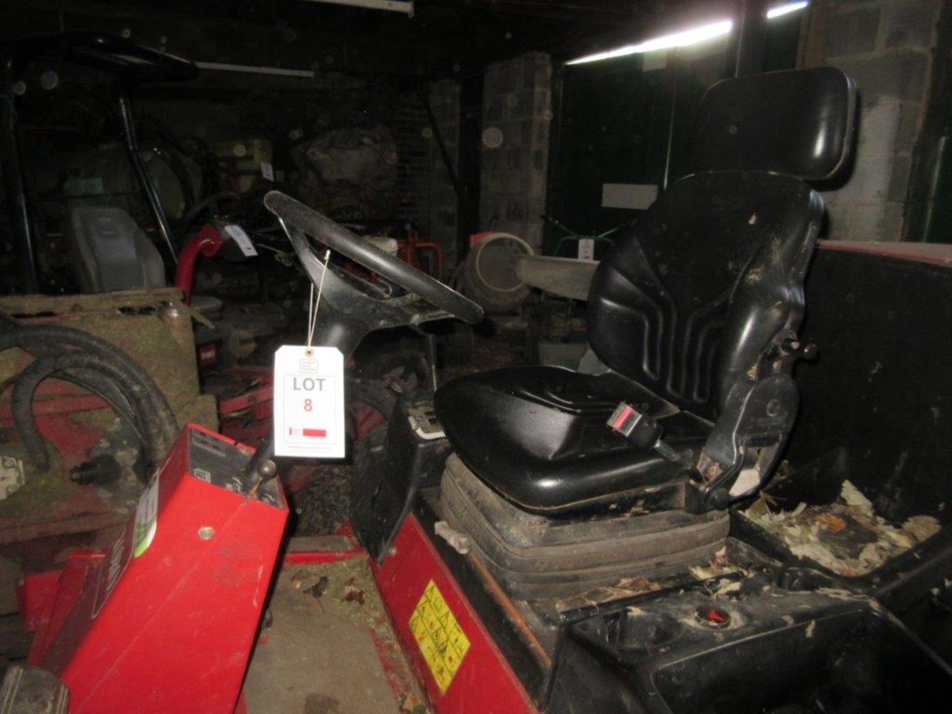 Toro Groundmaster 4500D 4WD 3-head rotary mower (3925 hours) - Image 5 of 7