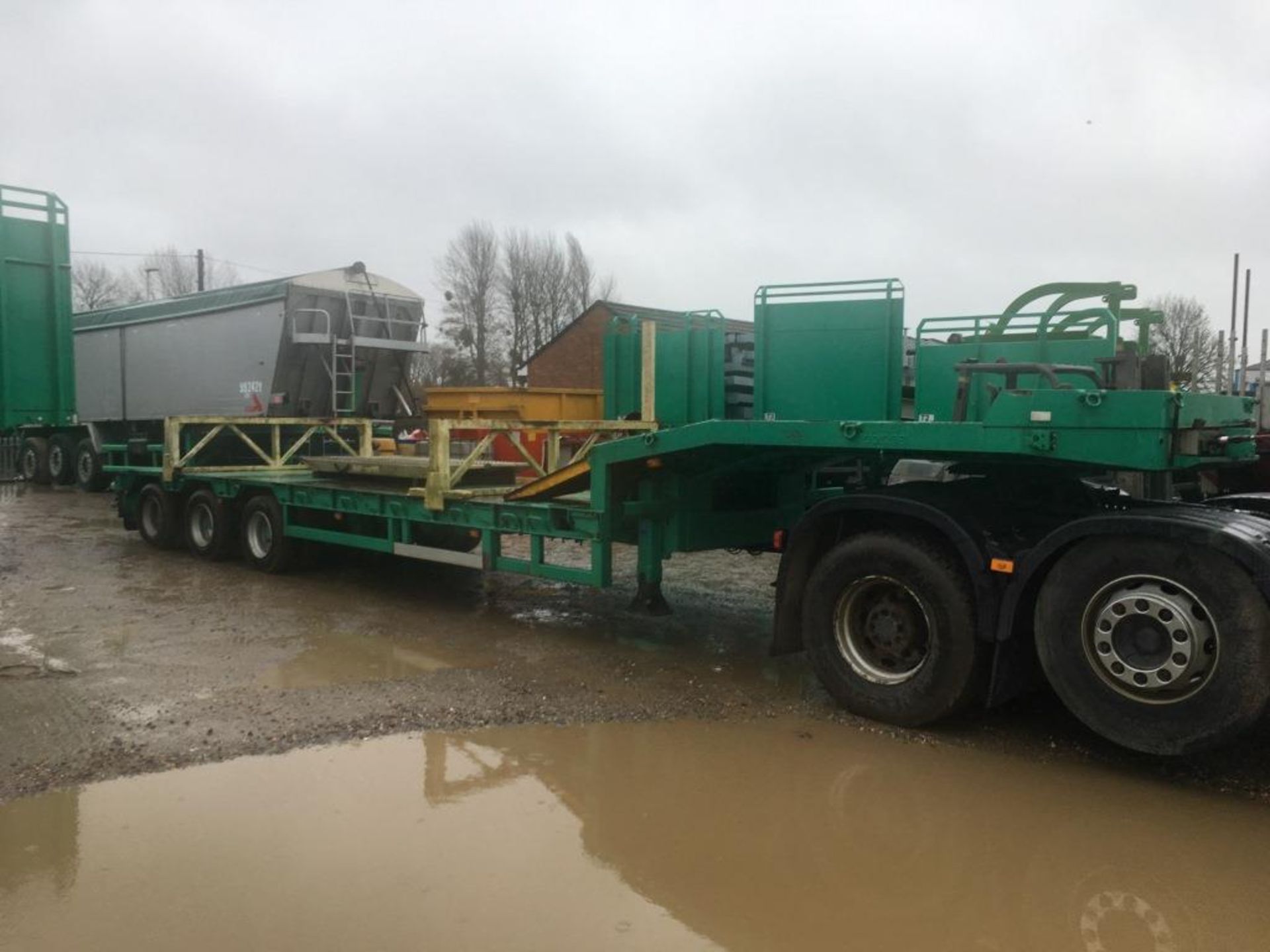 Goldhofer step frame tri-axle all steering double extendable trailer, extendable to 70 ft, remote.. - Image 8 of 16