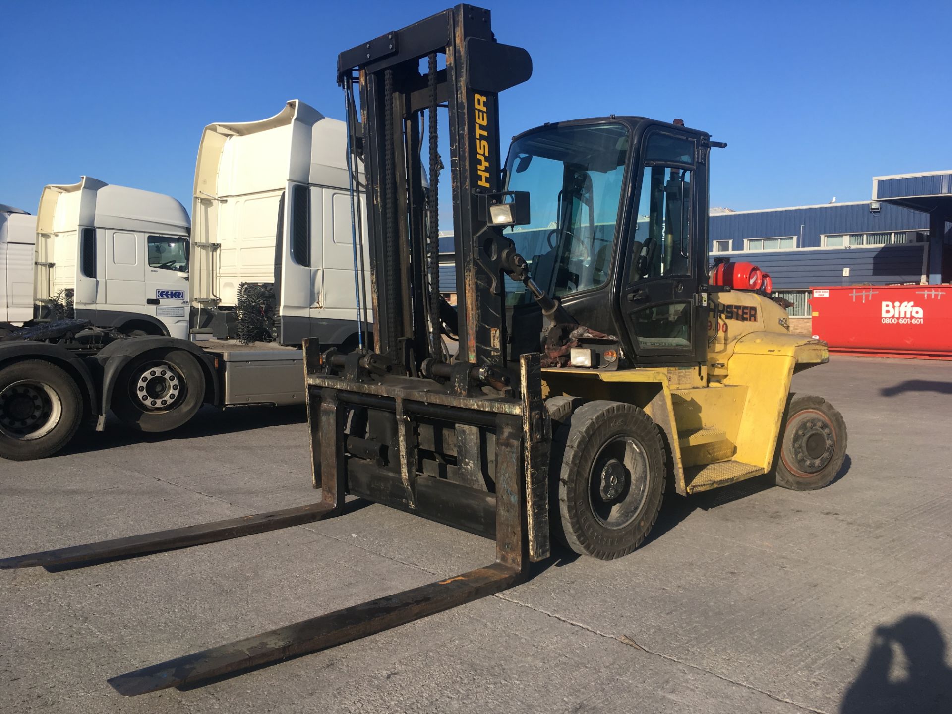Hyster H9.00XM forklift truck, 9 ton capacity, Serial no: D004D0G0754, YOM: 2000, Usage: 5,000 - Image 4 of 23
