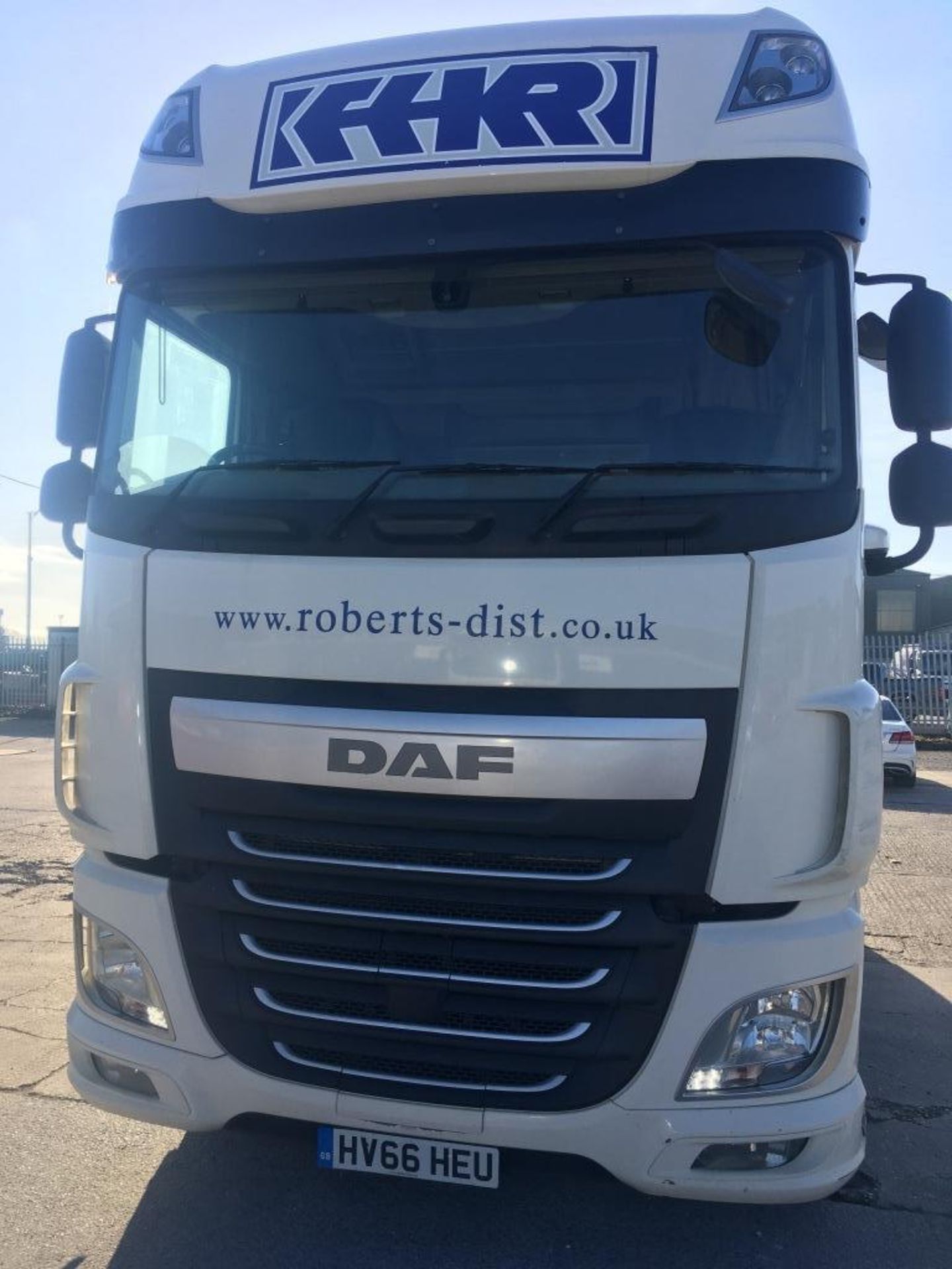 DAF FTG510XF super space, automatic, 6x2 mid lift twin steer, Euro 6 tractor unit, Registration - Image 3 of 34