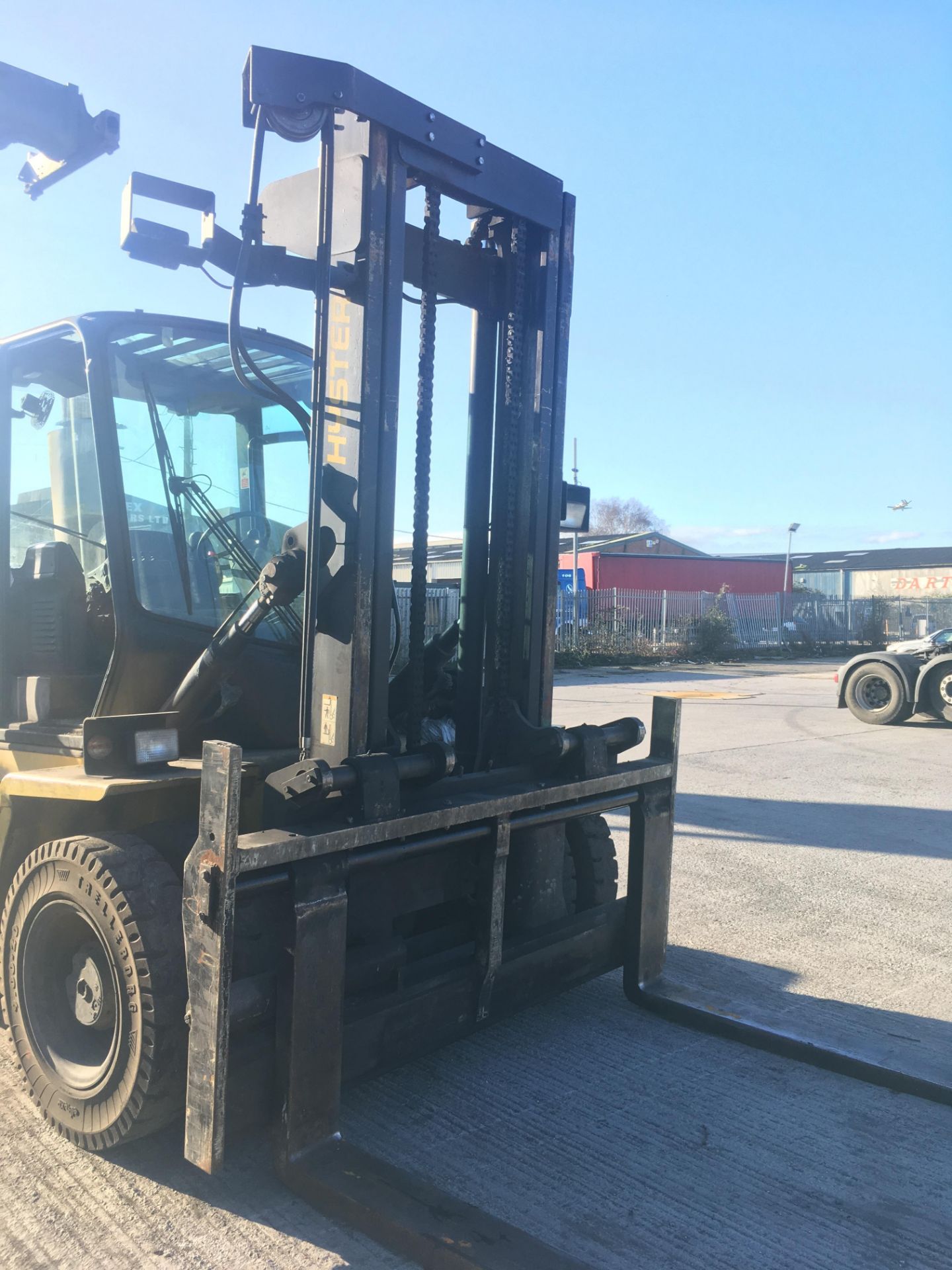 Hyster H9.00XM forklift truck, 9 ton capacity, Serial no: D004D0G0754, YOM: 2000, Usage: 5,000 - Image 3 of 23