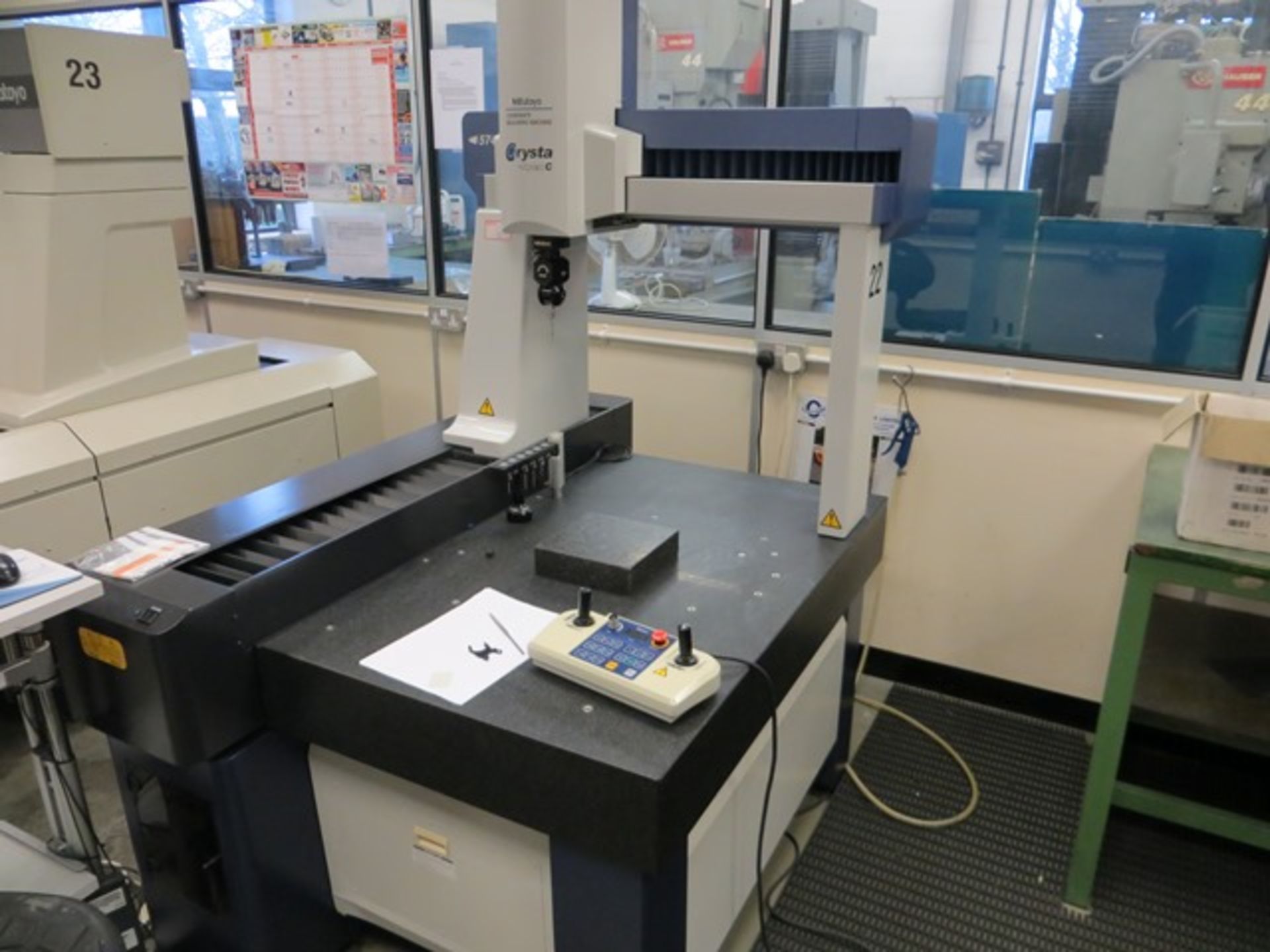 Mitutoyo Crysta Apex 754 co-ordinate measuring machine Serial no. 35130812. *A work Method