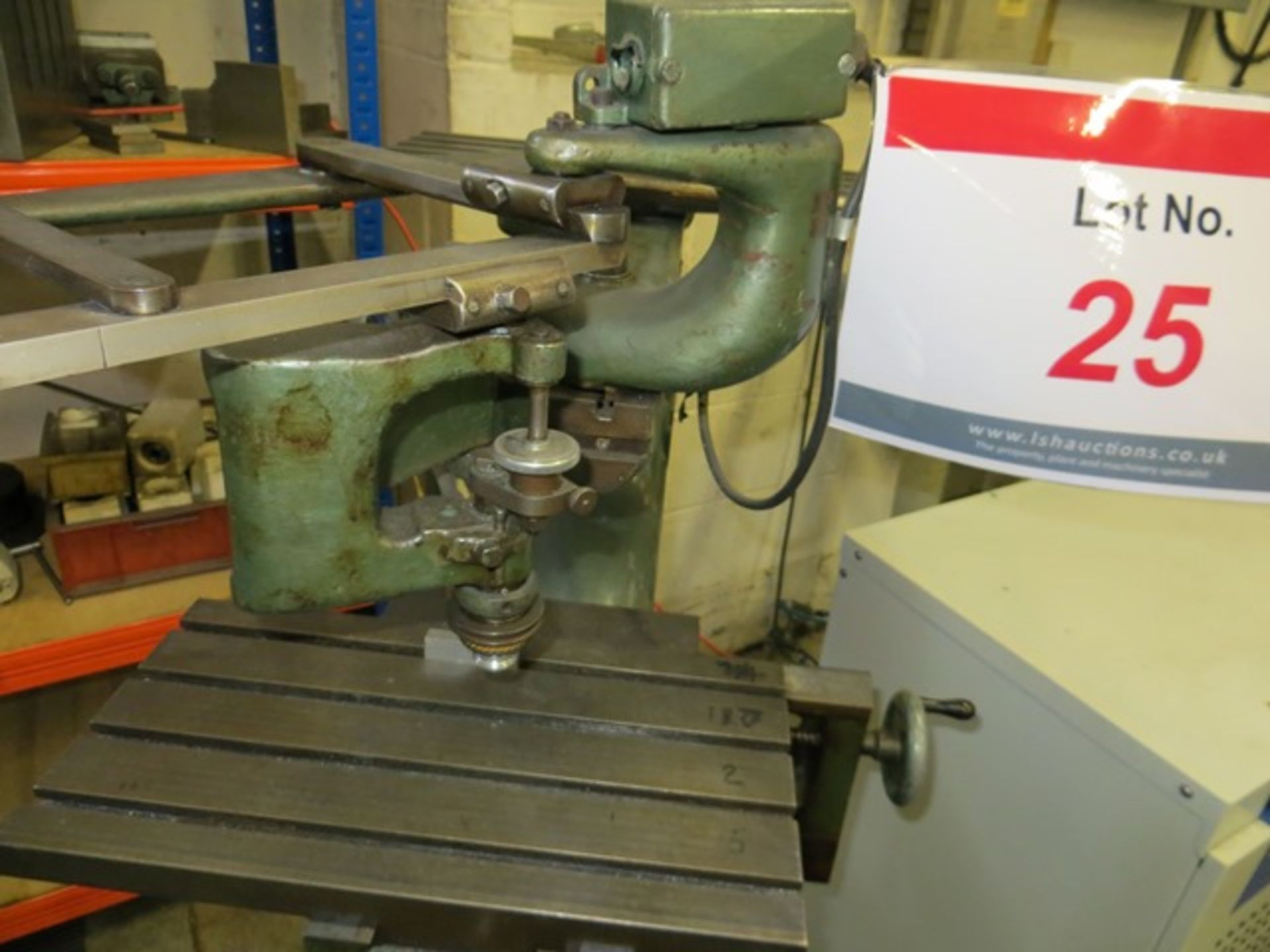 Taylor Hobson pedestal pantograph/engraver 240v - Image 4 of 4