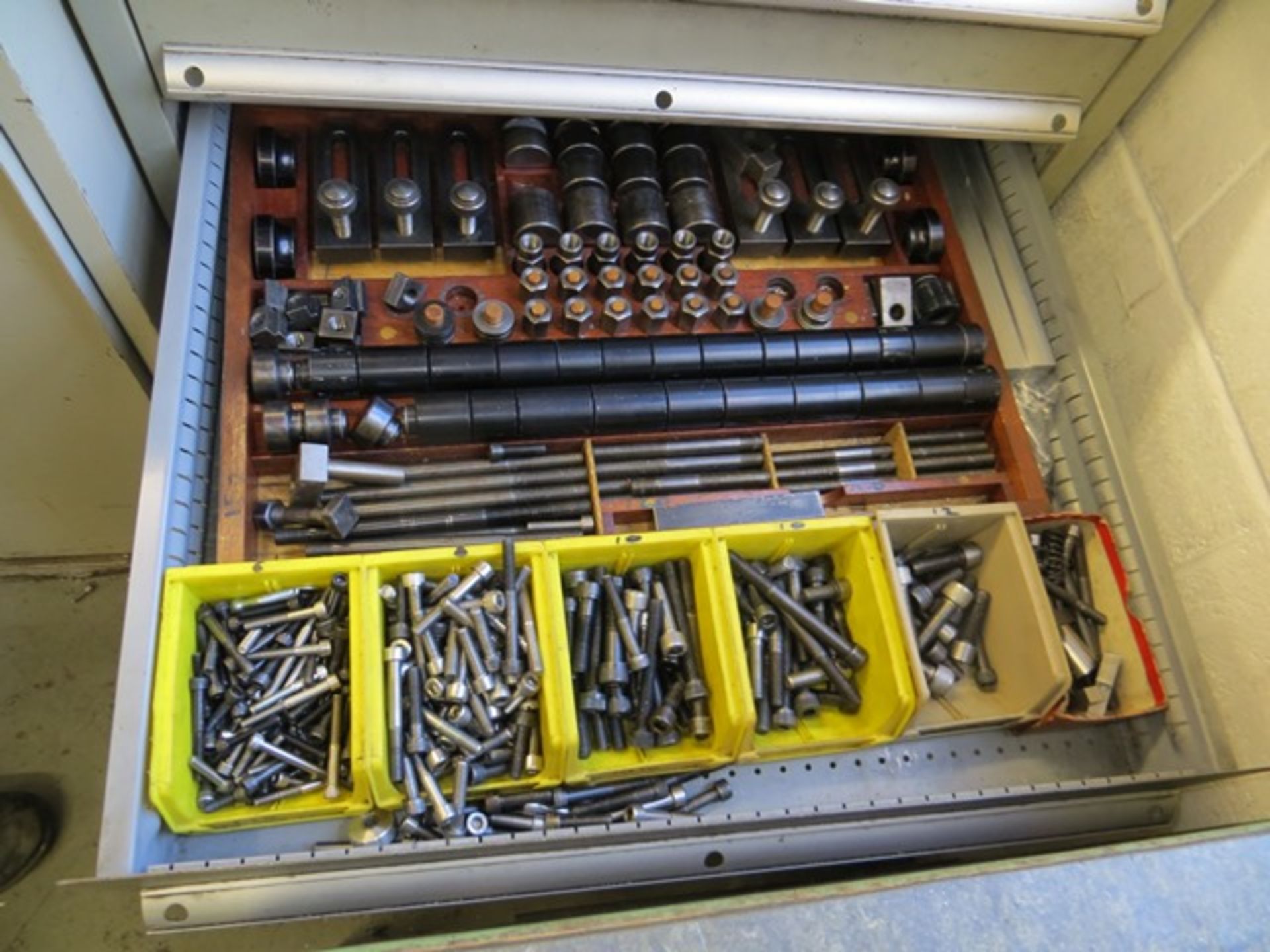 Six drawer tool chest c/w large quantity of tooling, cutters, & clamping accessories as lotted - Image 4 of 6