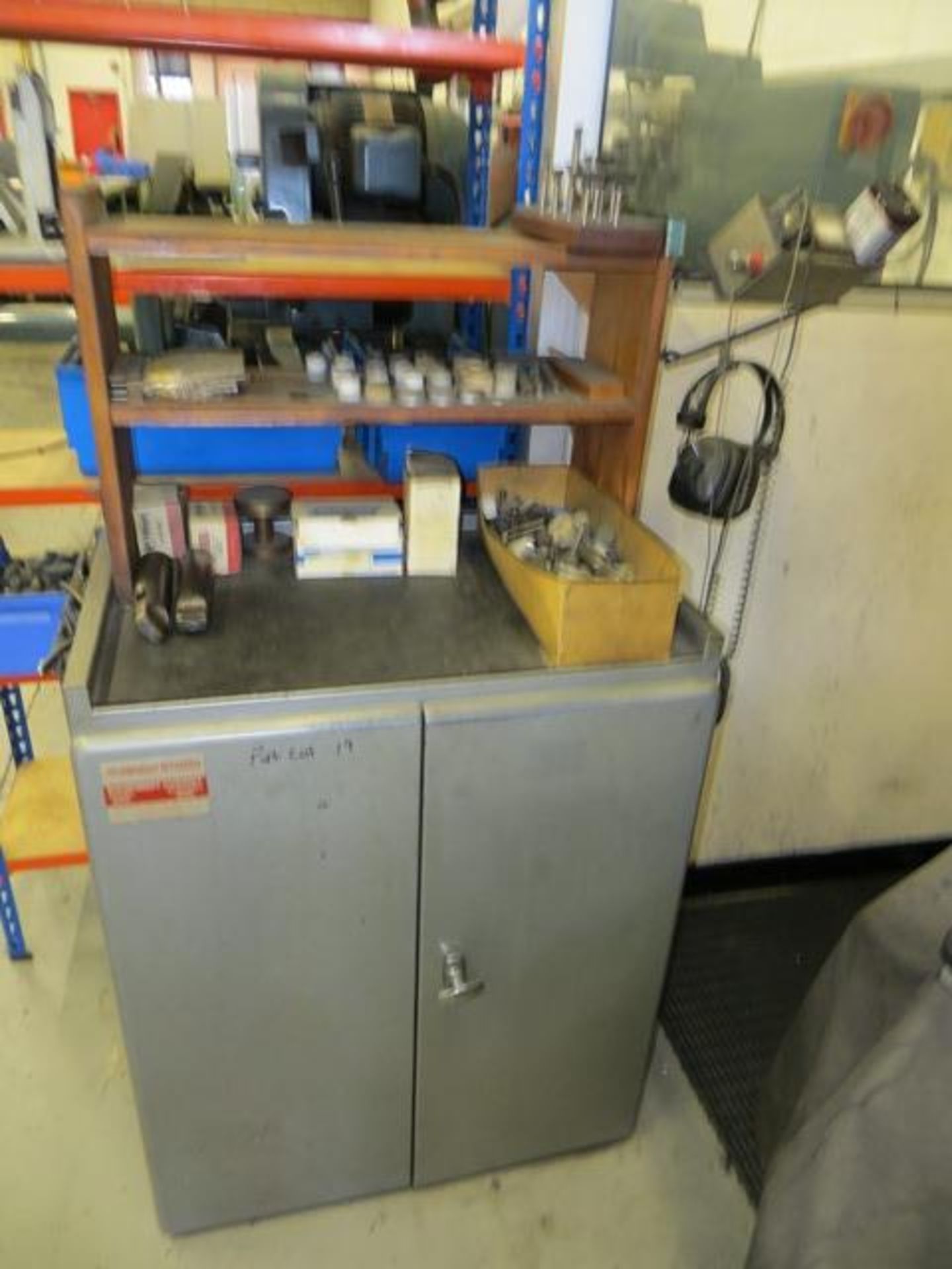 Catmur Bridgeport 2C jig grinder Serial no. 319 c/w Bridgeport tool chest & assorted tooling as - Image 6 of 7