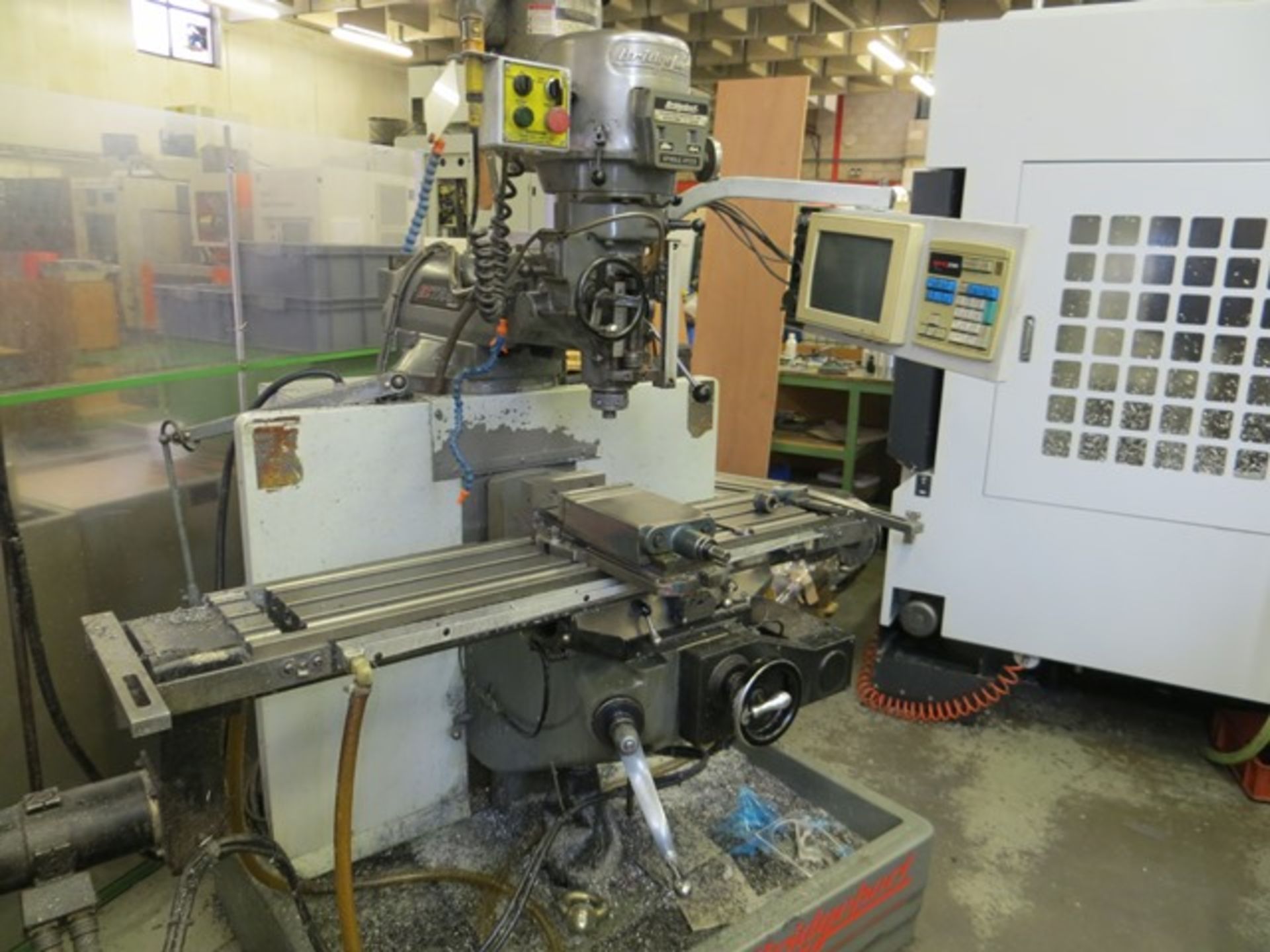 Bridgeport Eztrak Series 1 vertical milling machine with BPC-2M control Serial no. EZ1-CH-4965. *A