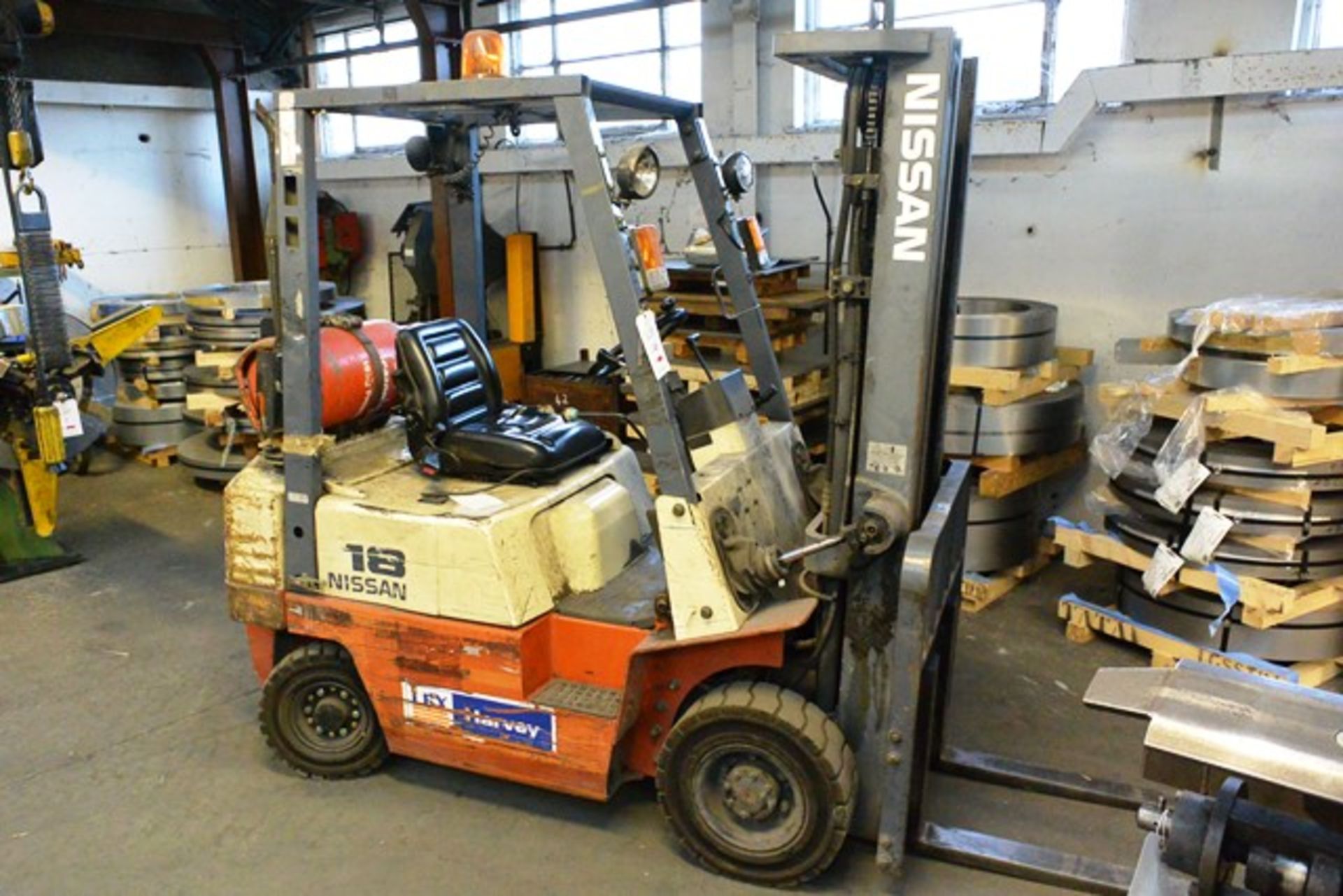 Nissan 18 LPG ride on duplex mast forklift truck, model 18PJ01A18U, serial no PJ01A111968 (1994),