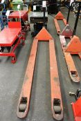 BT Rolatruc pallet truck with extra long forks