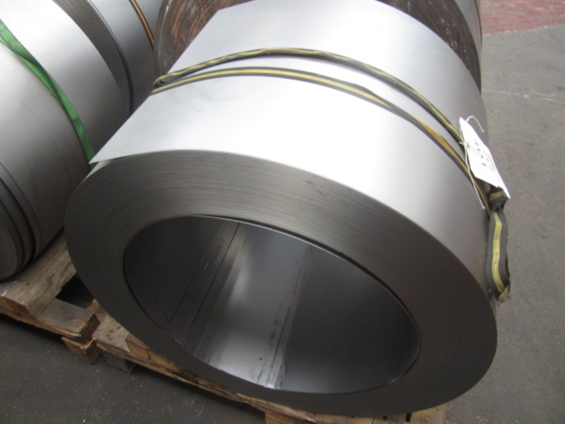 Coil of mild steel stock, approx width 485mm. (A work Method Statement and Risk Assessment must be - Image 3 of 3