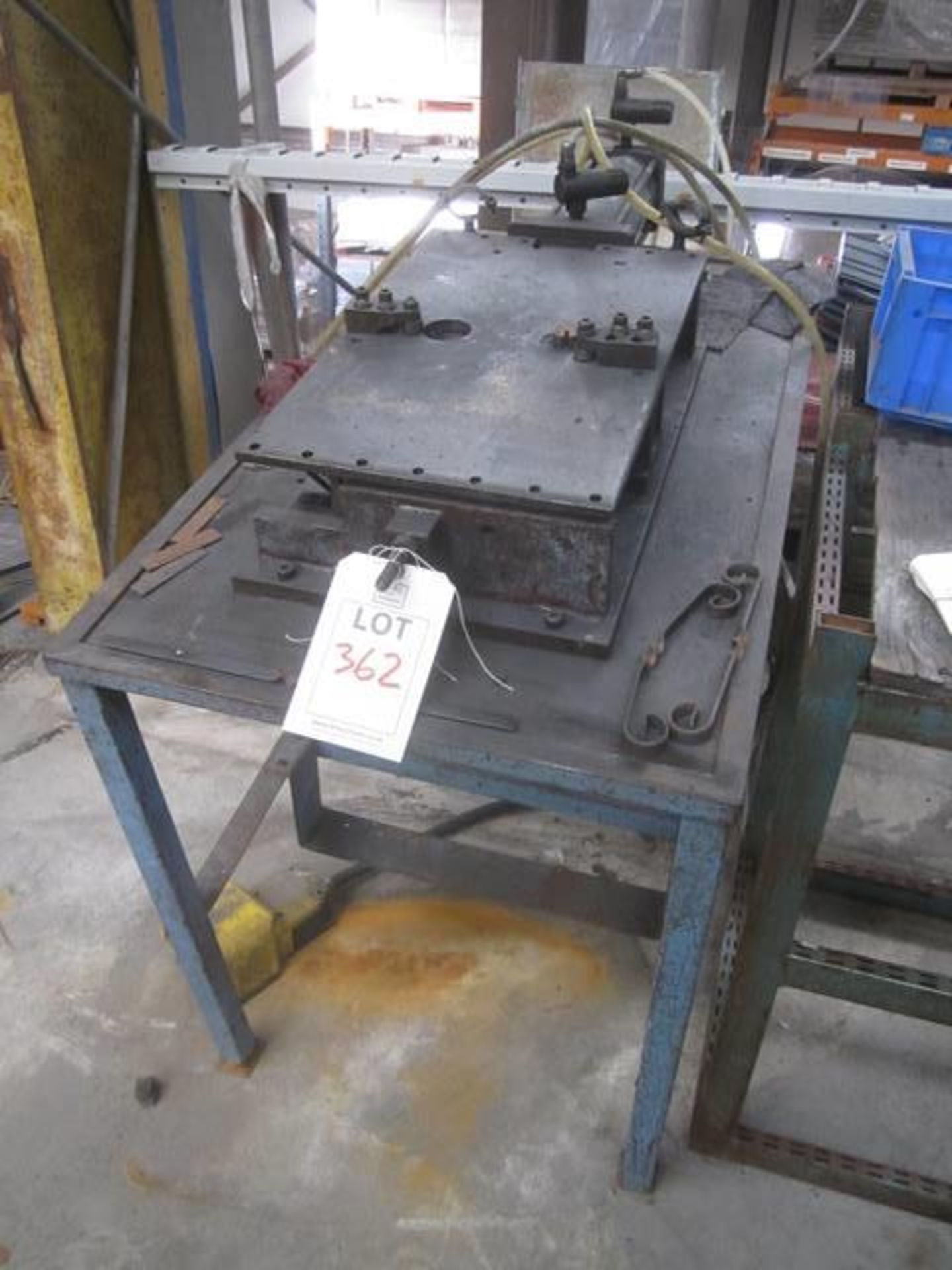 Wrought iron macinery including 3 individual pneumatic powered forming machines (Please note: A work - Bild 2 aus 3