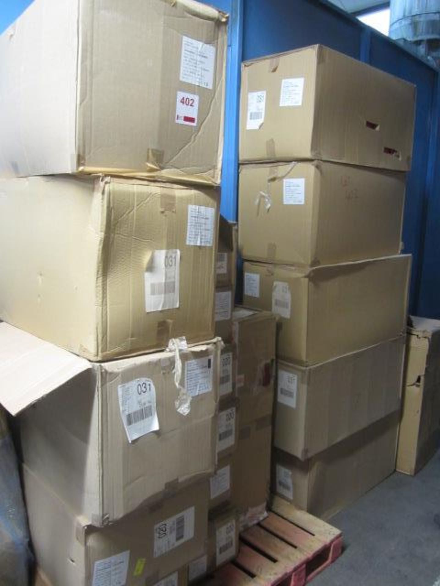 Quantity of various plastic tote bins (Lin Bins) circa 12 boxes