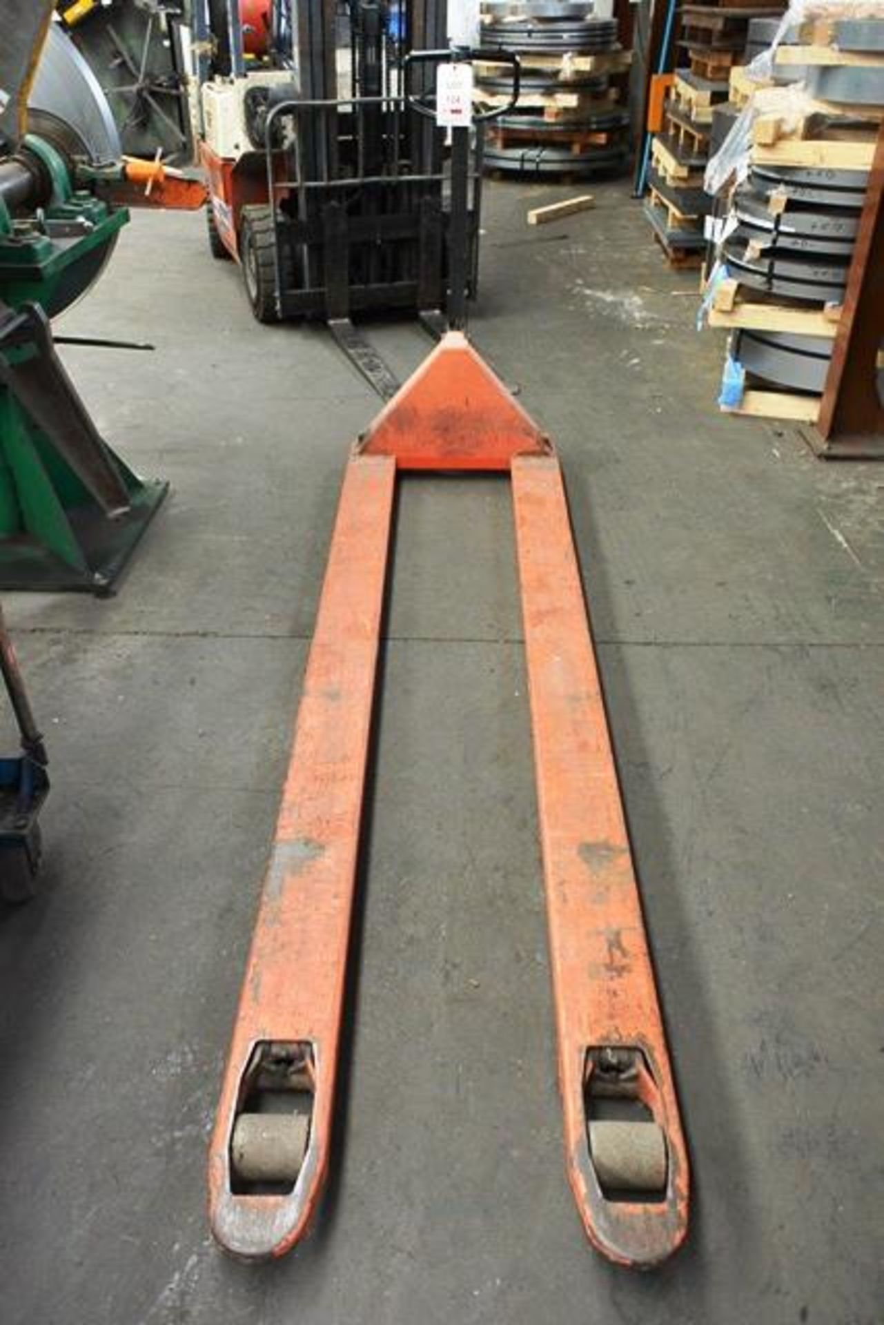 BT Rolatruc pallet truck with extra long forks