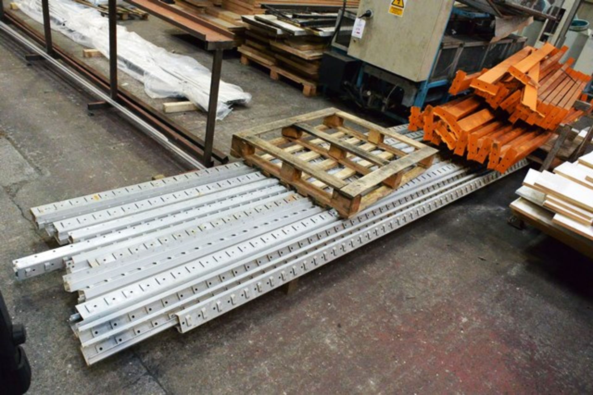 Quantity of adjustable boltless pallet racking and associated various cross members, approx 20