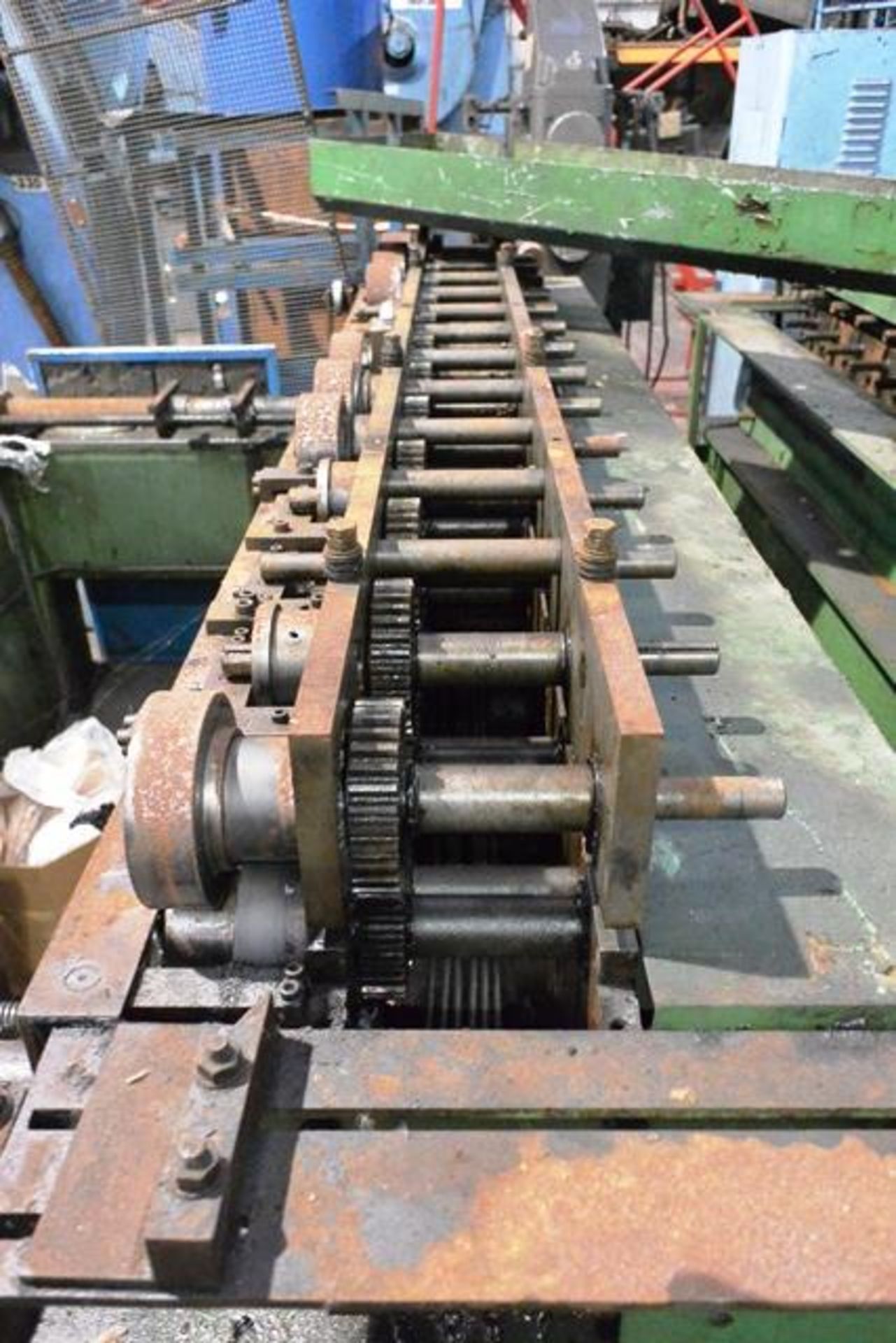 Two Atkin / Oliver adjustable horizontal through feed roll formers, model Flexi Belt, serial nos: - Bild 4 aus 5