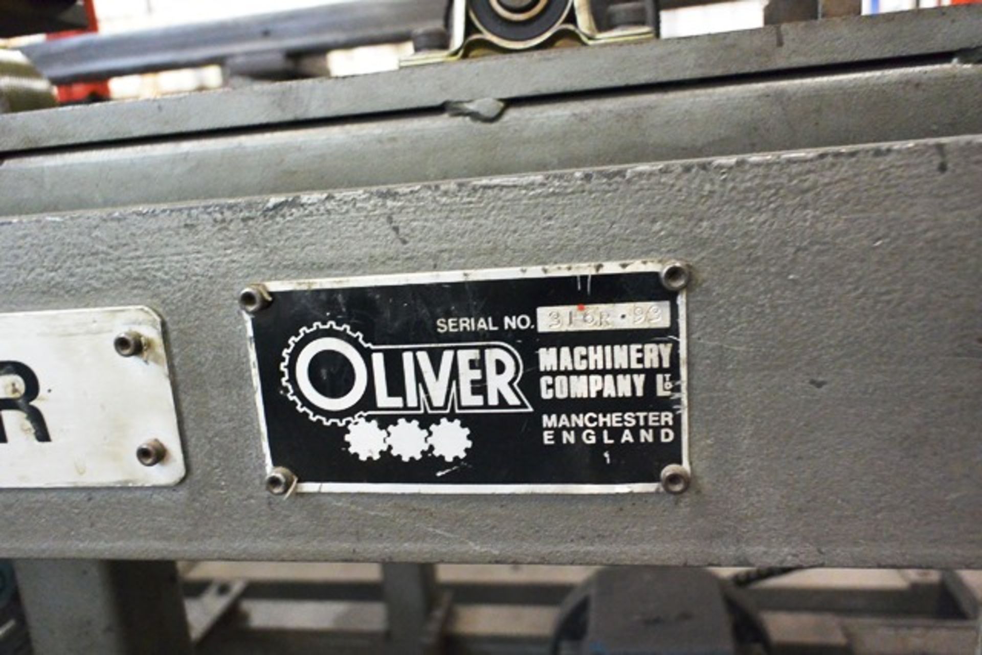 Oliver powered double ended straight folding machine, serial no: 31-6R-93, max band width approx - Image 3 of 6