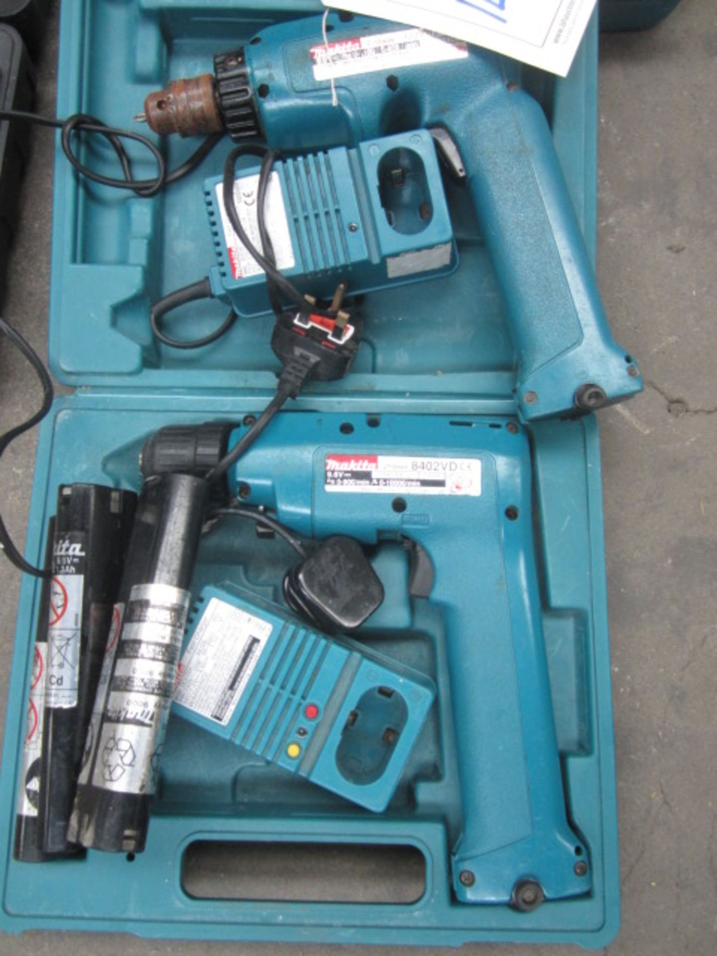 2 x Makita cordless drills, 2 x chargers