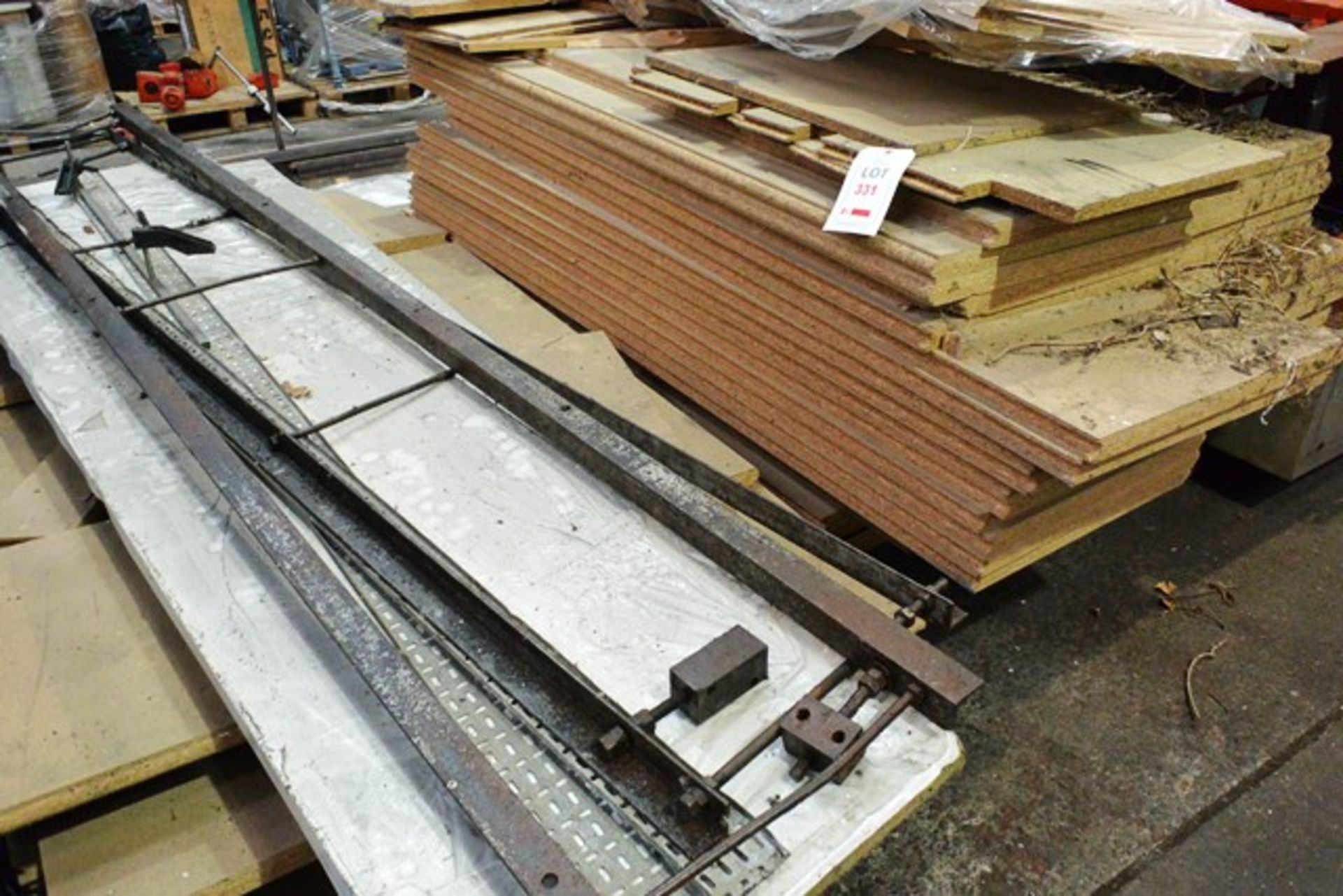 Quantity of chipboard sheets (tongue & groove), approx 2400 x 600mm (please note this lot can only