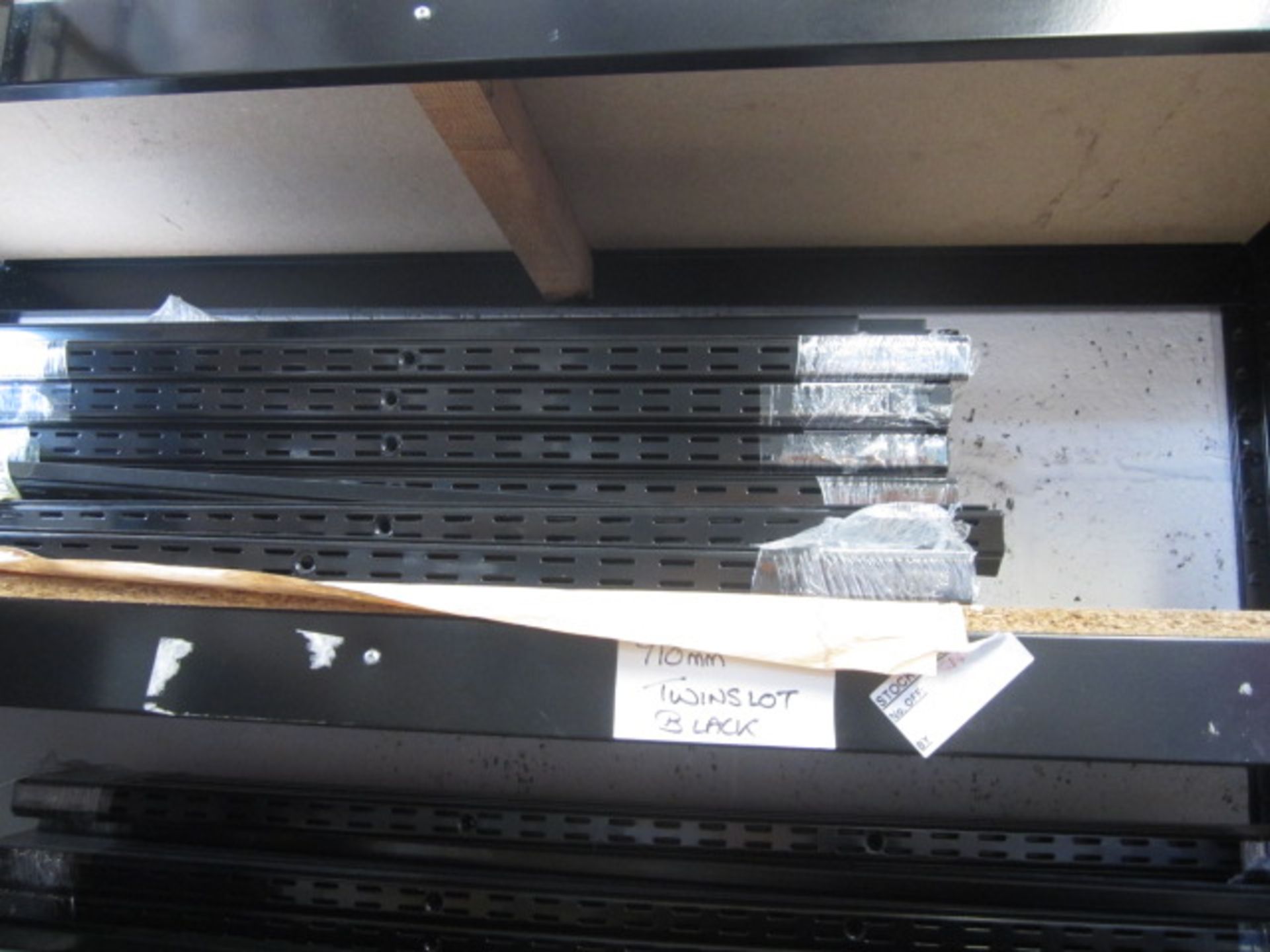 Contents of two bays of racking to include Spur uprights 710mm, 1000mm, Spur Steel-Lok black/ - Image 3 of 16